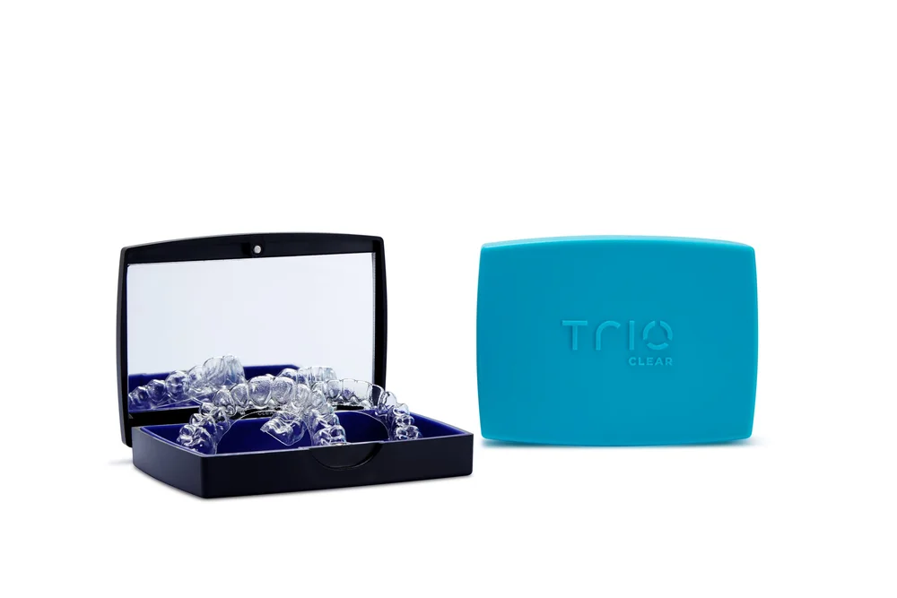 Din tandregulering med gennemsigtig bøjle starter her — Tandklinik