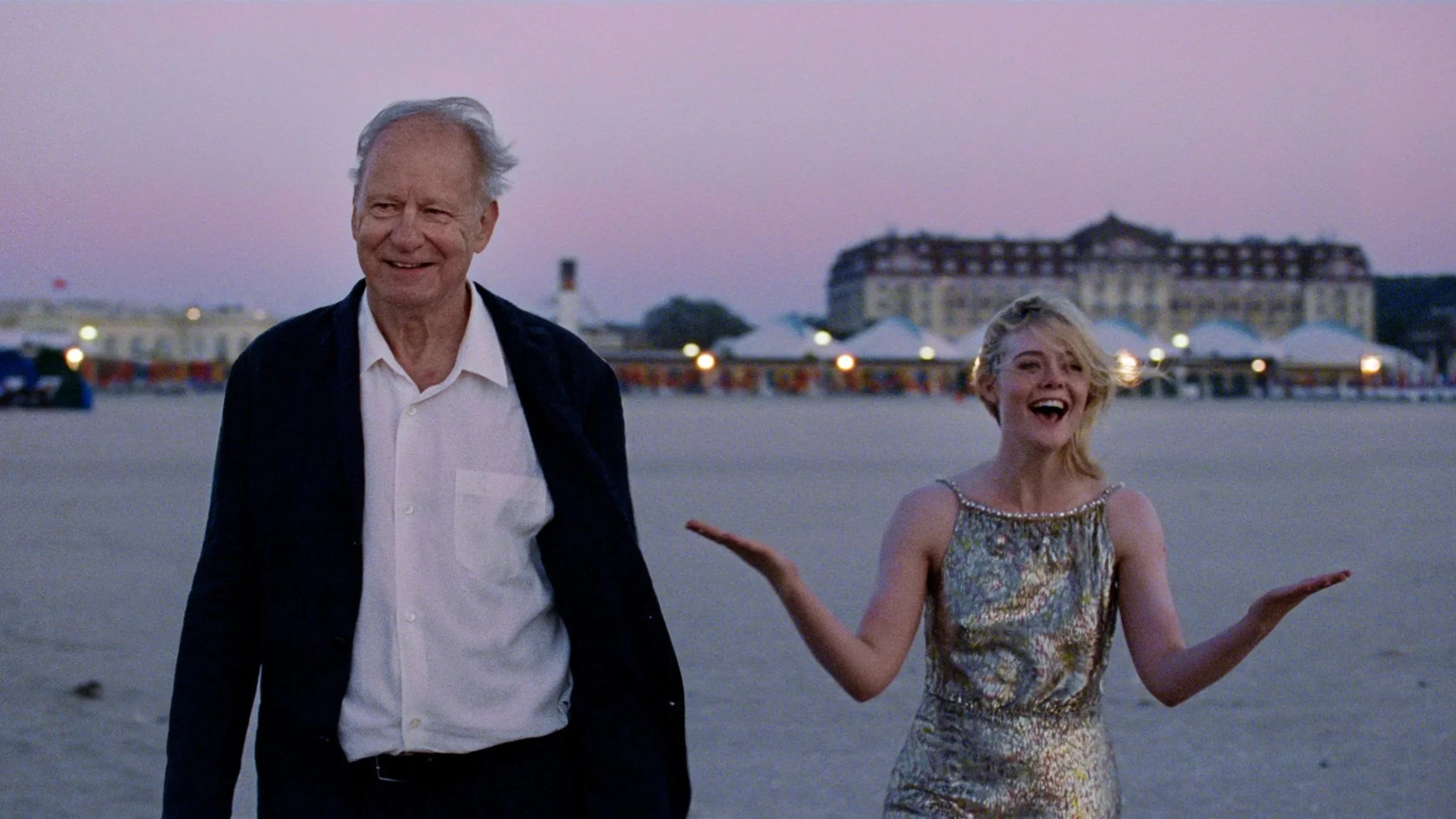 SentimentalValue_Stellan_Skarsgard_Elle_Fanning_photo-Kasper-Tuxen_v2+%281%29.jpg