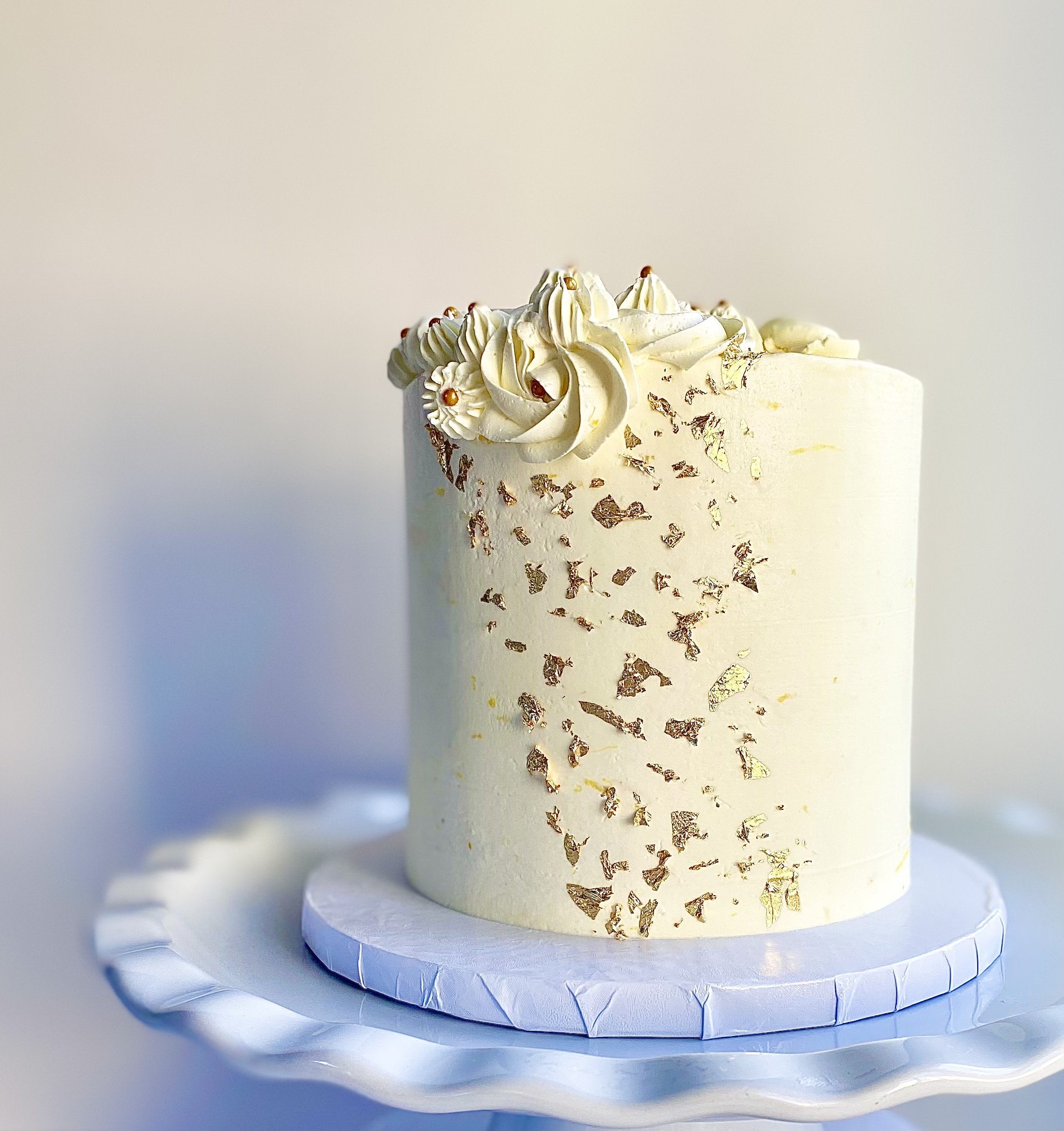 goldfoilcake.jpg