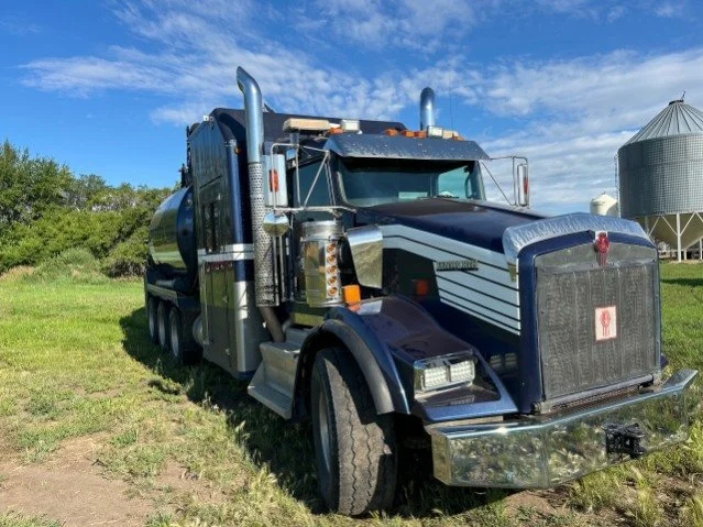 2012 kenworth tornado F4 