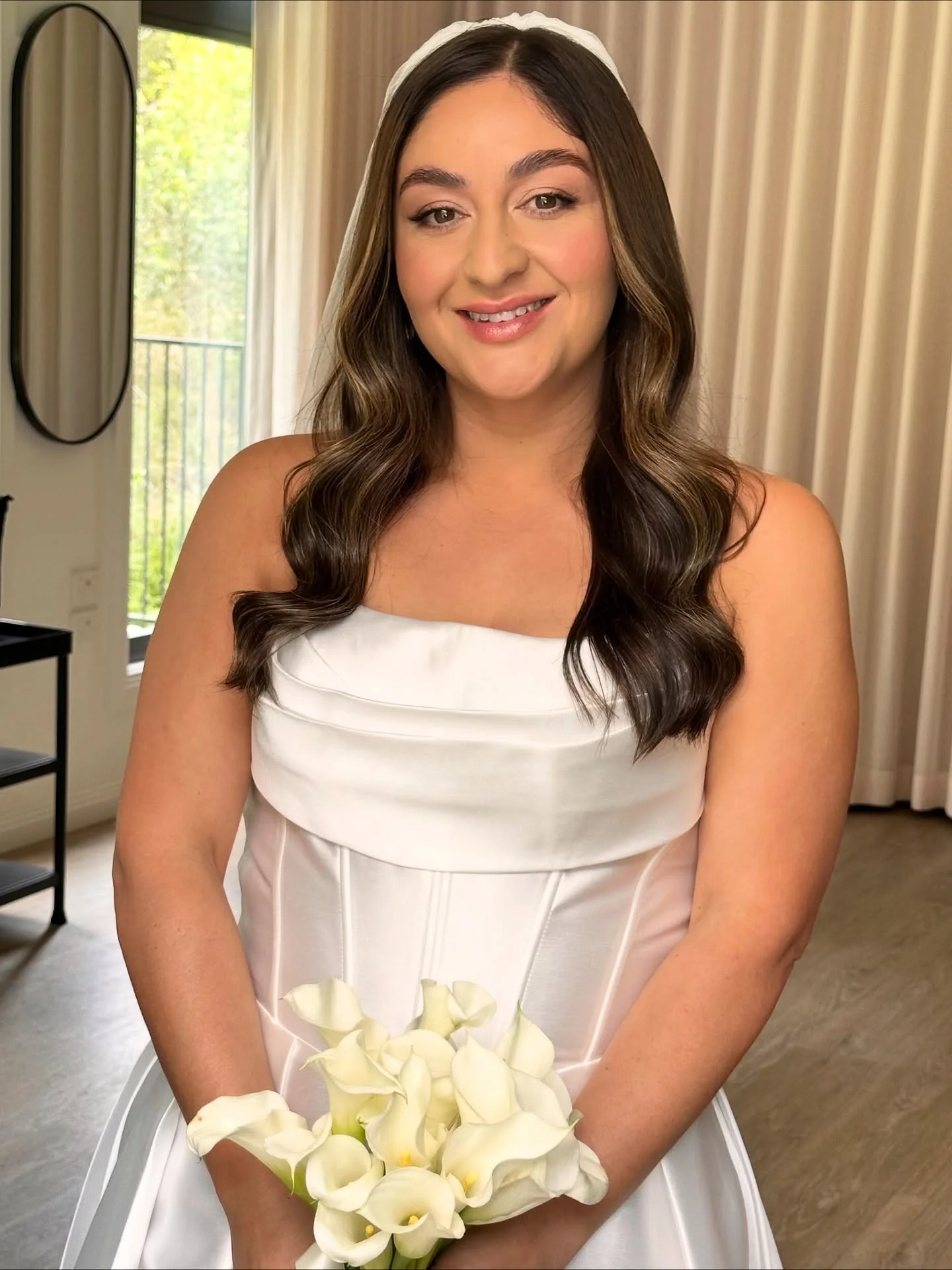 The most perfect wedding day featuring the perfect bride! Nat you are a dream, thank you for having me there on your special day 🤍🤍

Wedding Planning: @plans_made_perfect&nbsp;
Photography &amp; Videography: @cinemotive
Content Creator: @yourromanc