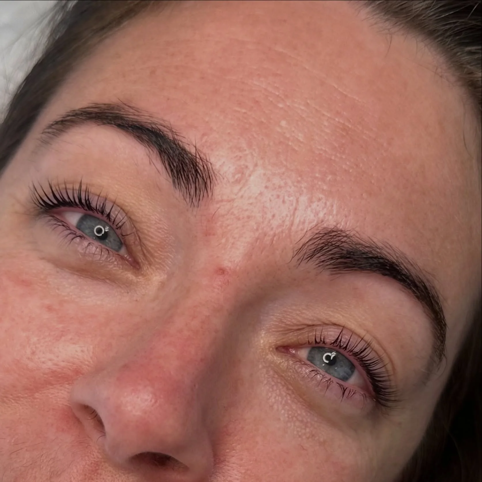 LASH LIFT &amp; TINT 

~Natural lash lifted 
~No mascara needed 
~Lasts 6-8 weeks 
~Makes lashes appear thicker, fuller &amp; longer

Makes those morning routines a little easer 🤍
