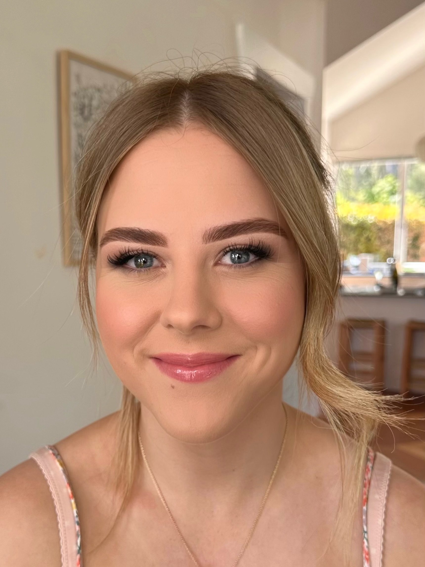 We love creating makeup looks where you feel yourself but naturally enhanced 🫶🏼

Makeup on location can be booked via enquire, visit our website to find more information at facebeautique.com.au