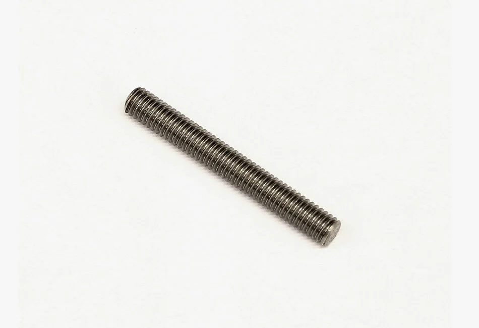 stud-m6L_1.jpg