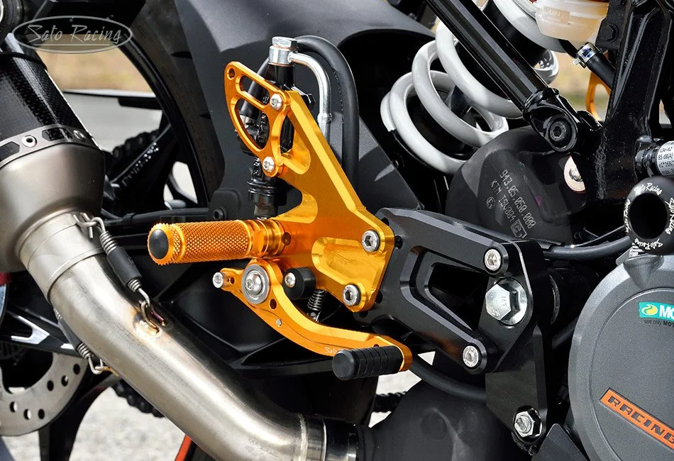 KTM-RC39022RS-GD_fitR1.jpg