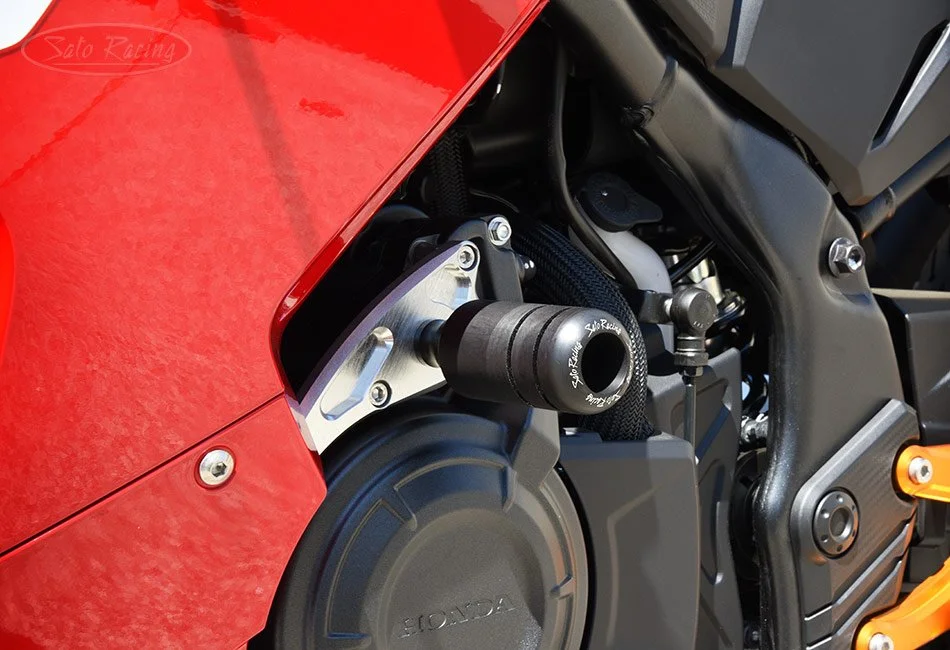 H-CBR524ES_fitL1.jpg