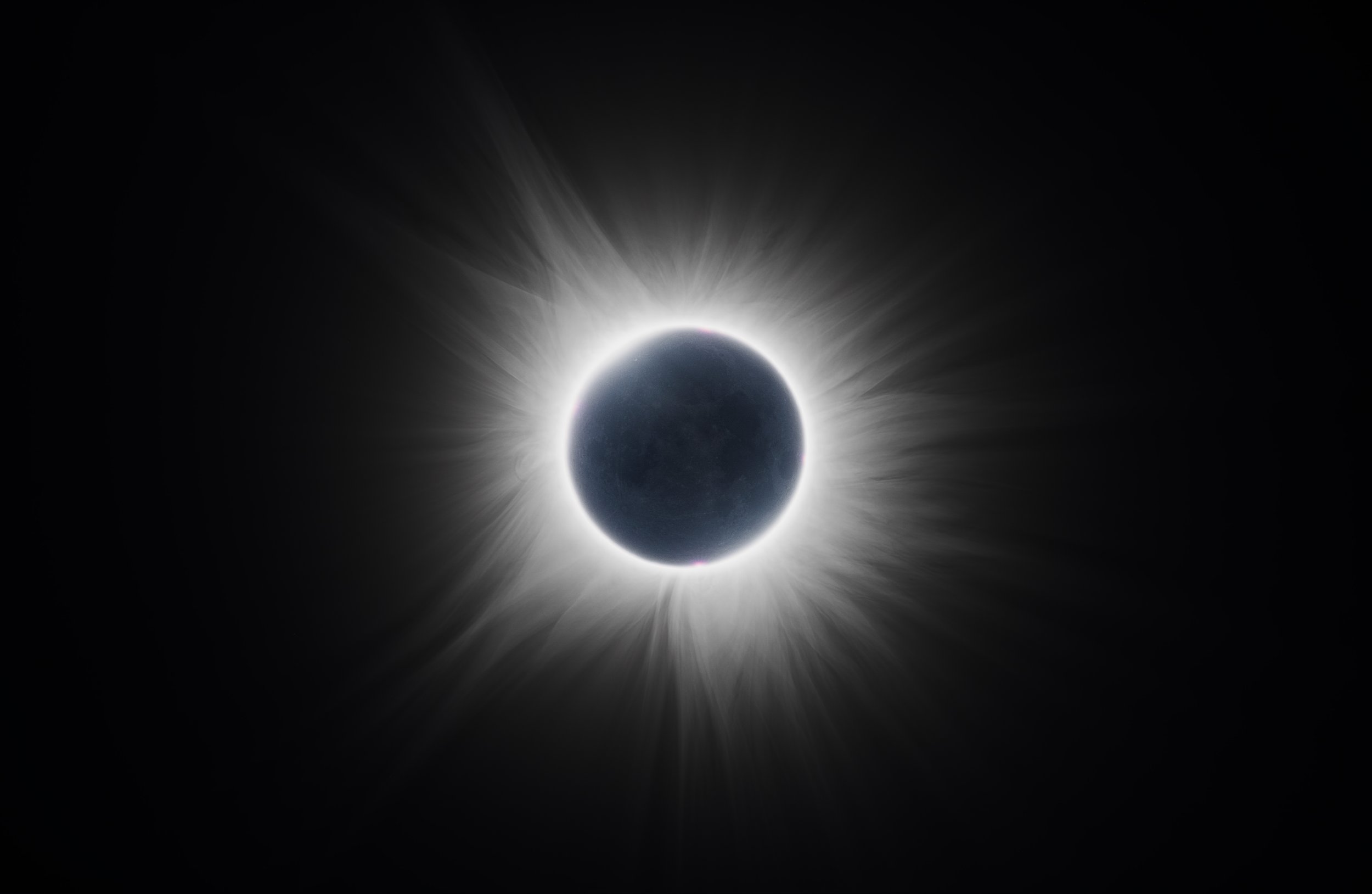 Total solar eclipse, April 8, 2024. Observed from Arkansas. Composite of 7 images taken w/ different shutter speeds.