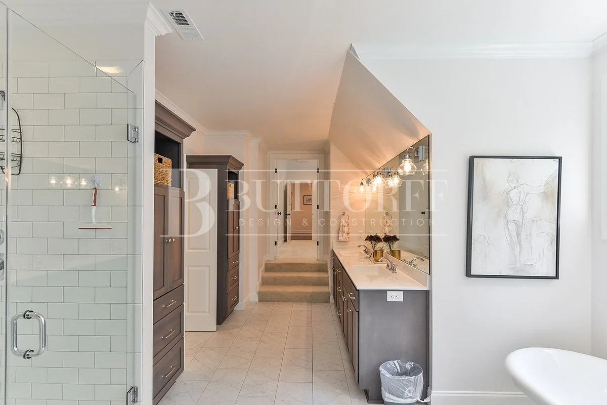  Custom Homes 