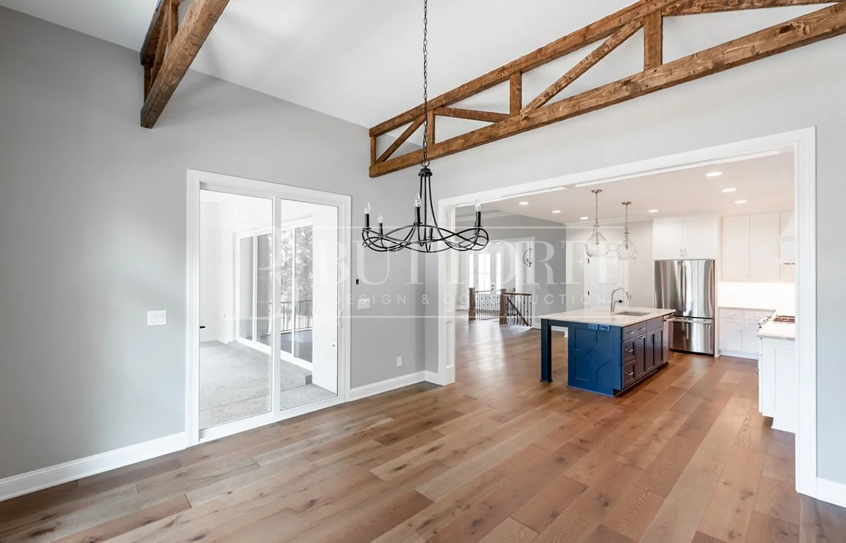  Custom Homes 