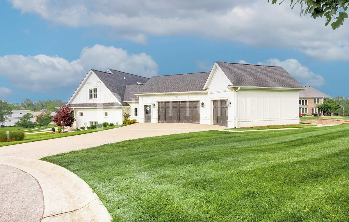  Custom Homes 