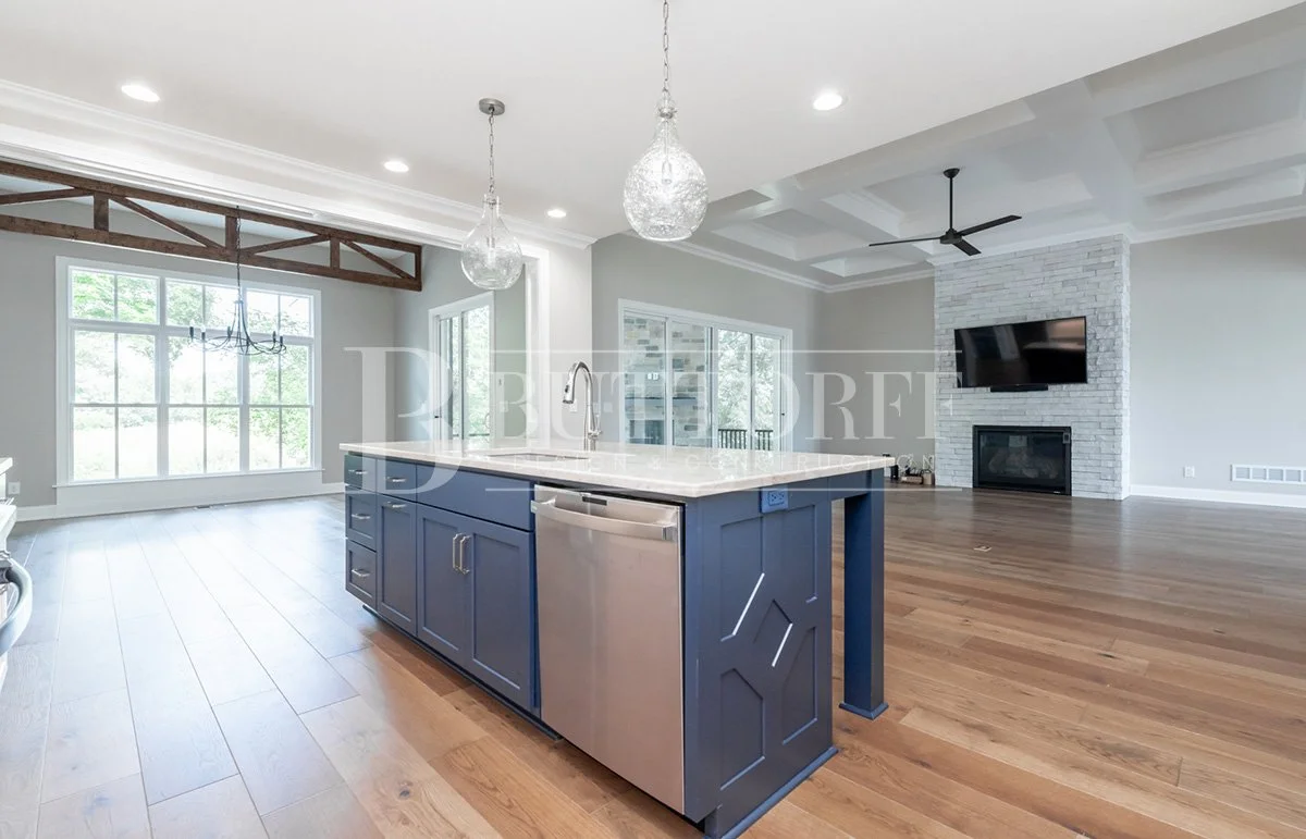  Custom Homes 