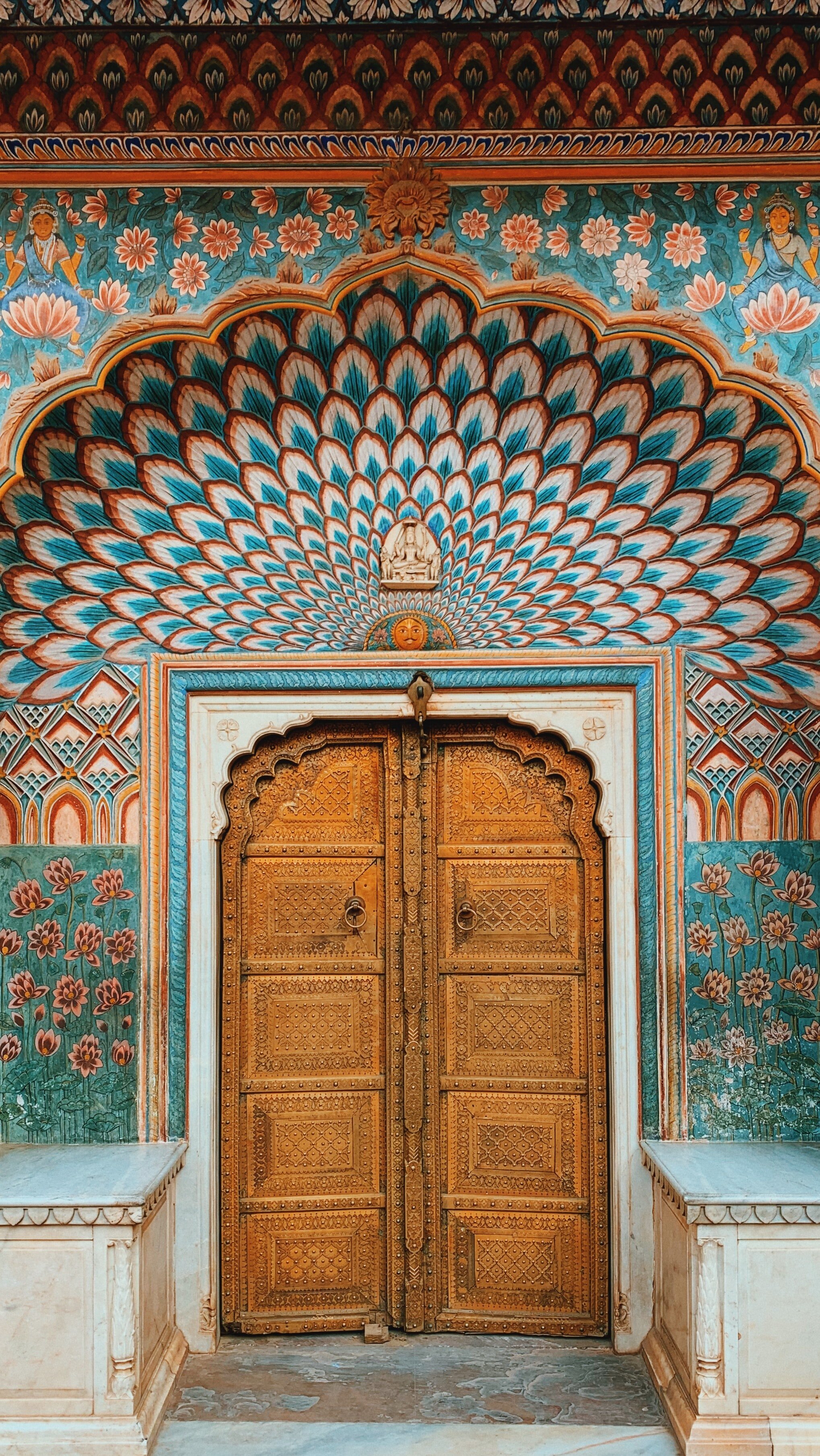 Door (Jaipur, India) - Photo by Rahul Pande on Unsplash