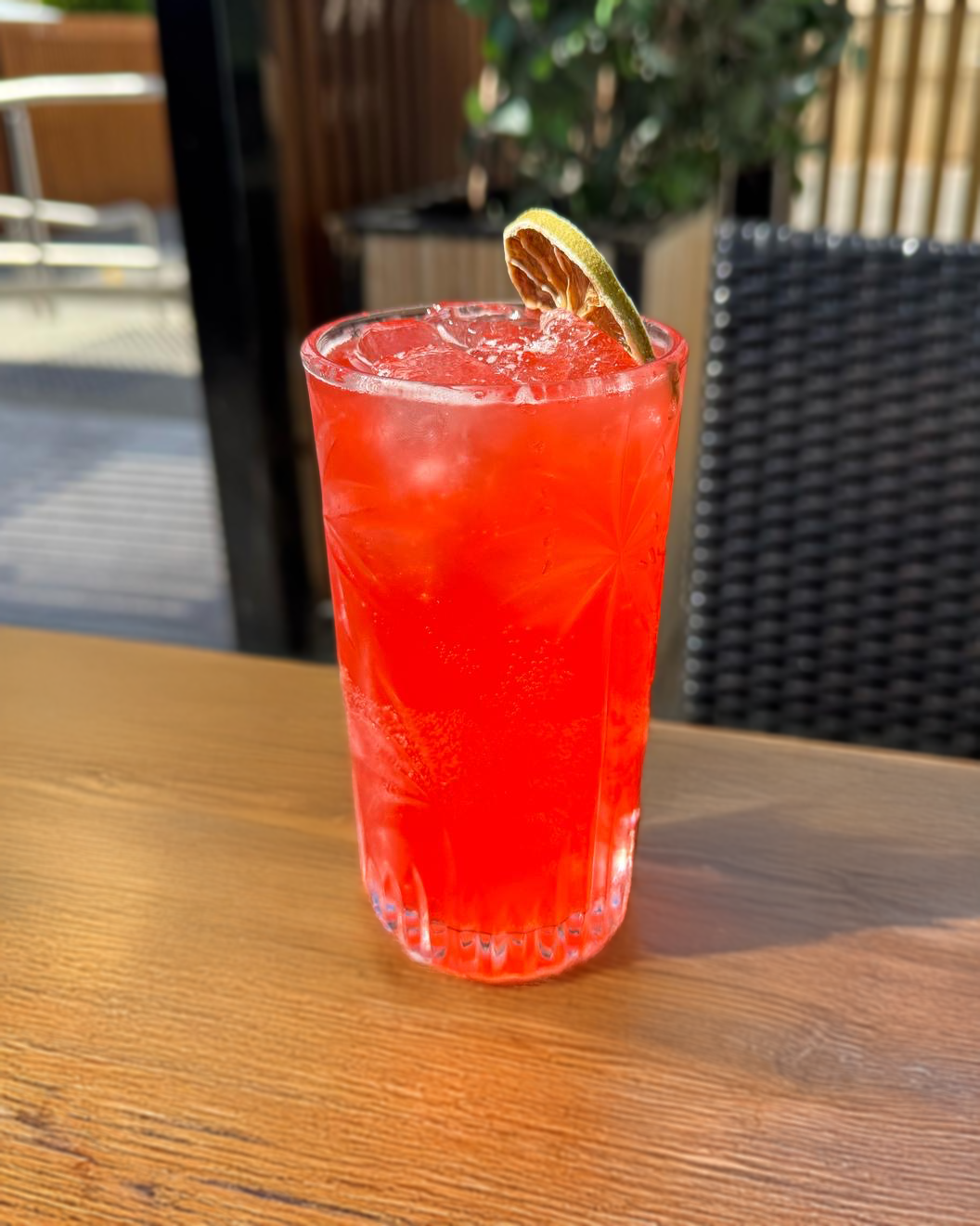 SOUR STRAWBERRY Cocktail of the Week.png