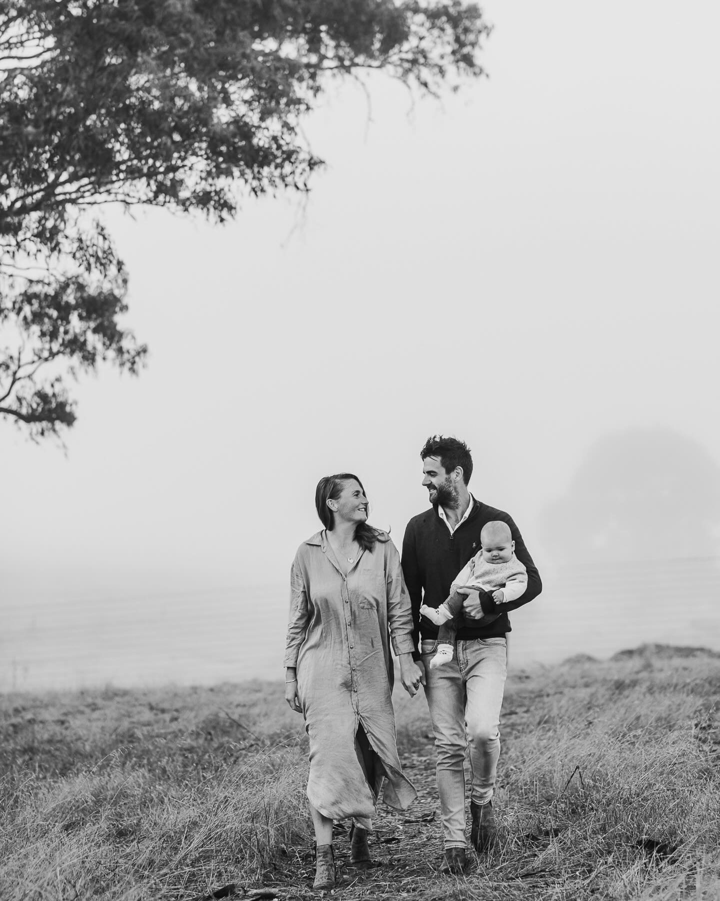 On the foggiest of foggy mornings in March we braved the slight chill that we weren&rsquo;t quite used to after a long weekend of 40+ degrees. Even with no sun peeping through we still managed to capture these gorgeous shots with the most stunning sc