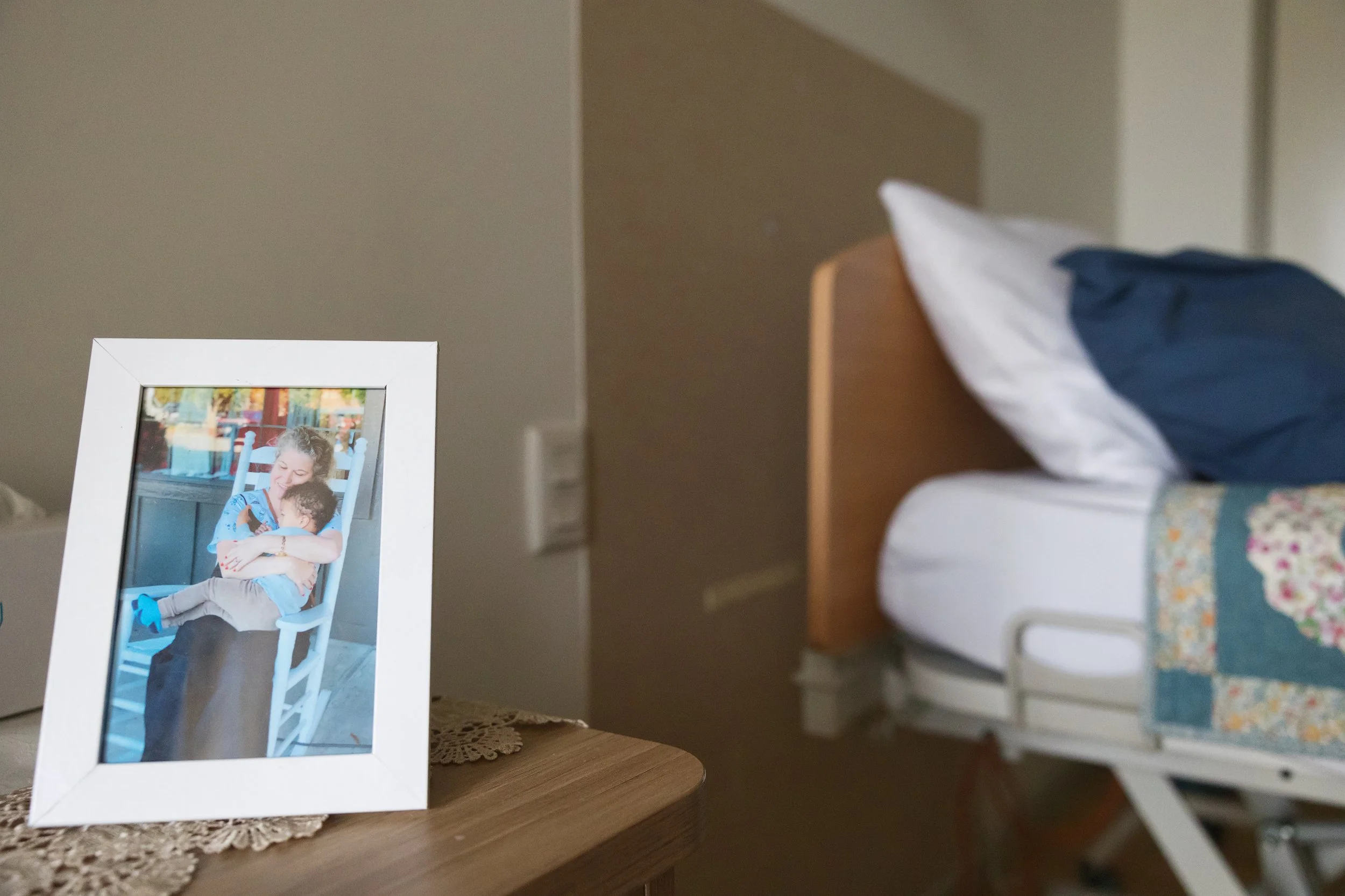 Photography of residents and staff in aged care in Perth western Australia by Still Media