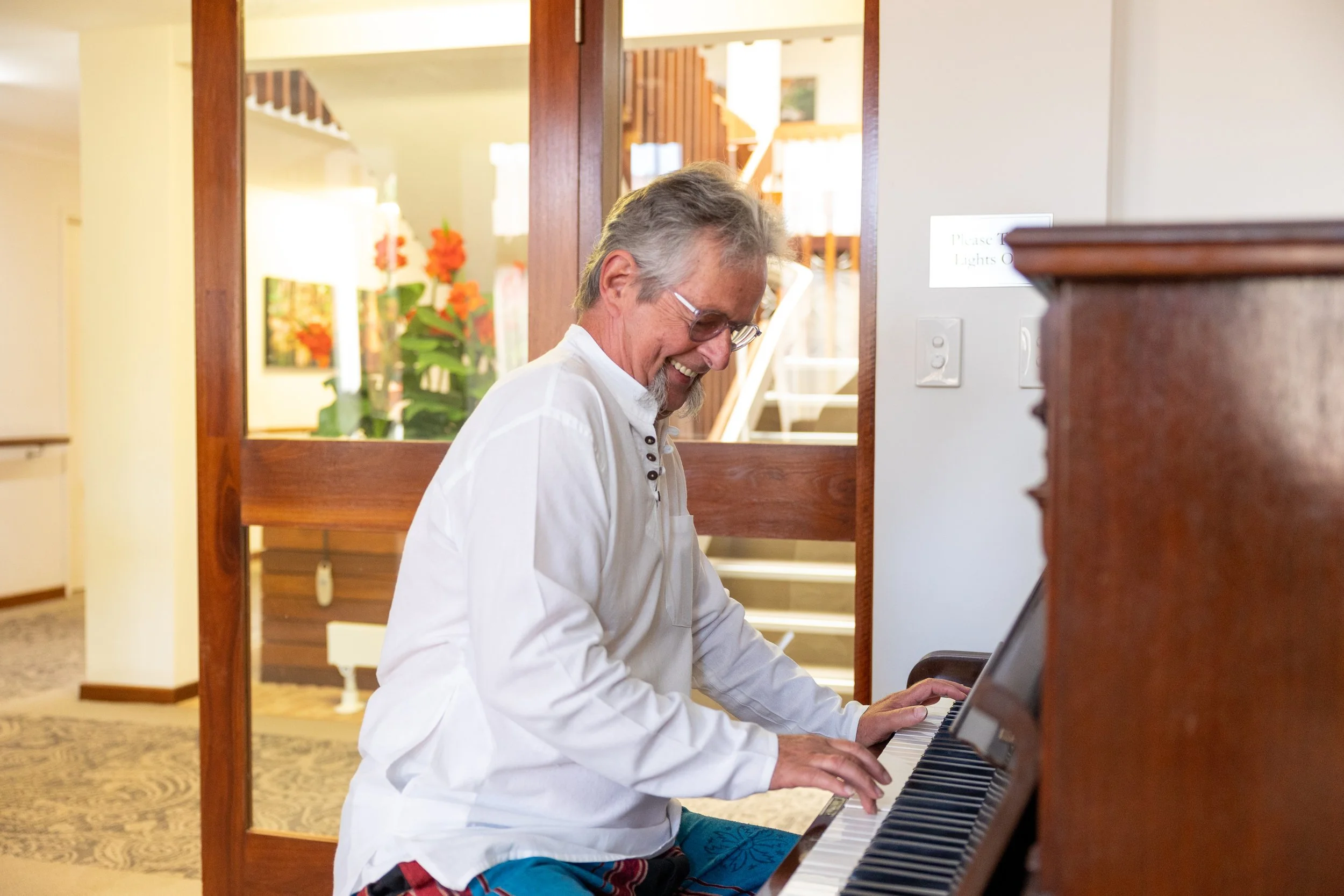 Photography of residents and staff in aged care in Perth western Australia by Still Media