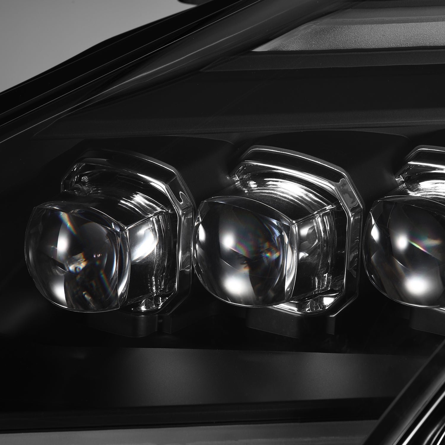09-25-nissan-gt-r-nova-series-led-projector-headlights-black-470018.jpg