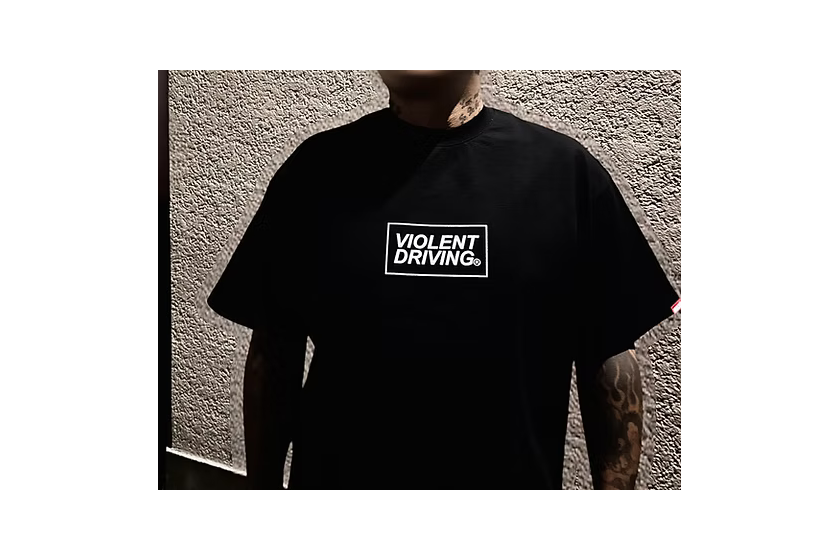 03_layover_worn_front_3x2.png