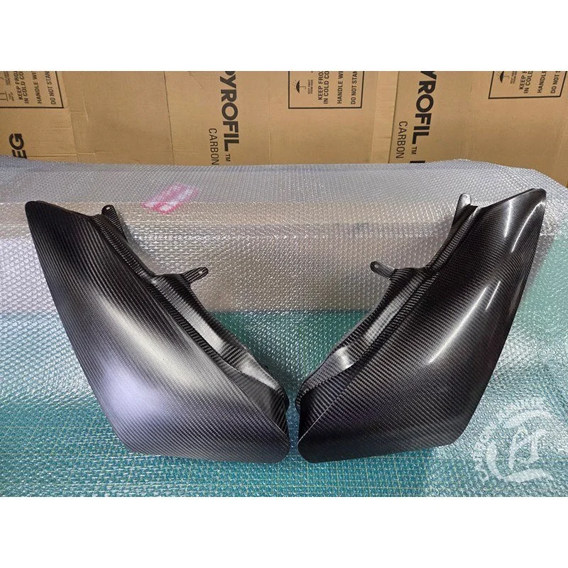 CarbonJunkie NISSAN R35 GT-R Headlight Covers Dry Carbon (Race Use)