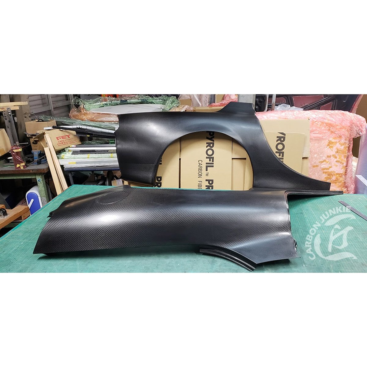 CarbonJunkie MAZDA RX-7 FD3S Wide Rear Fenders
