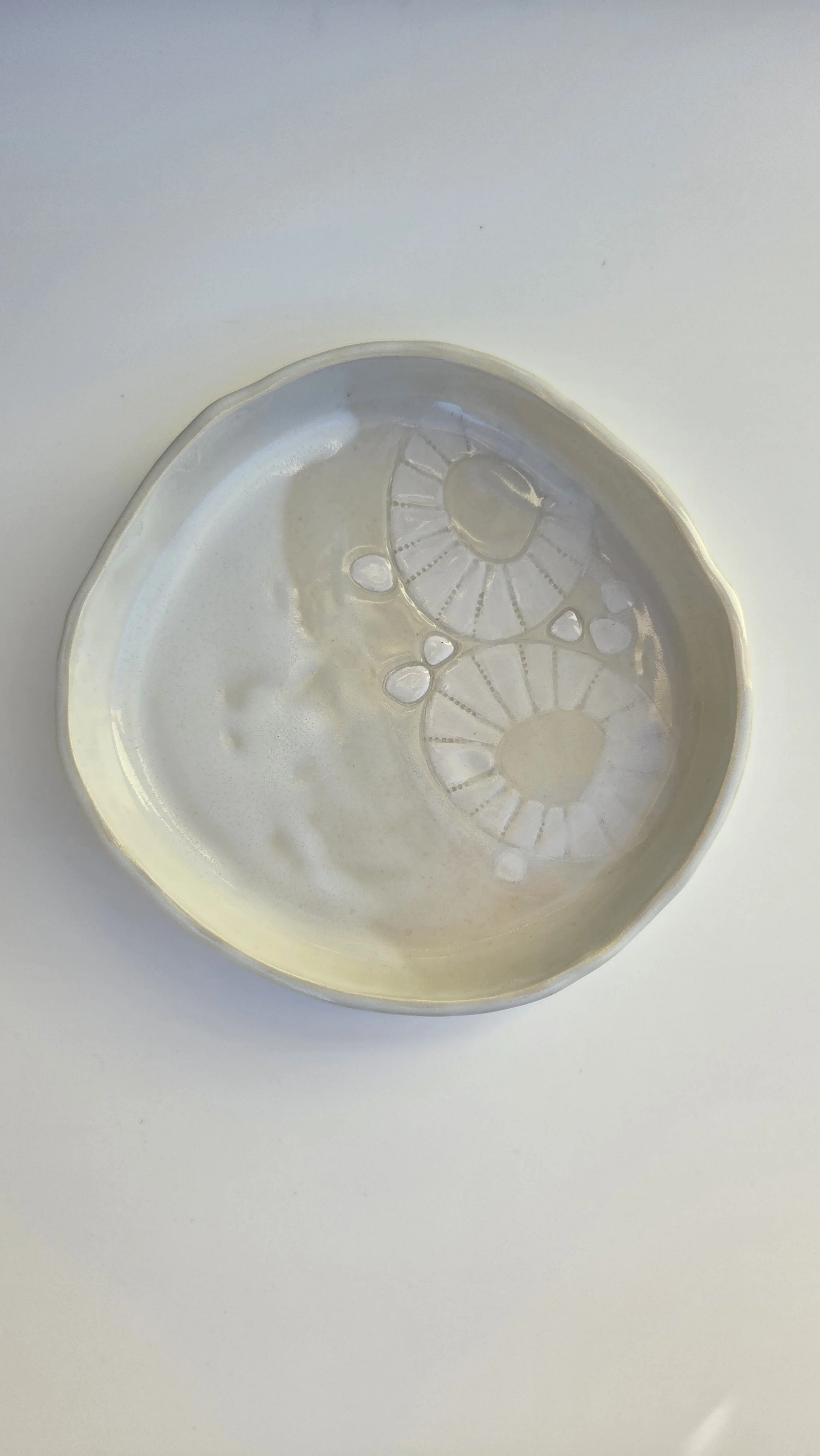White Sunshine Blate-Med- 2 Motifs