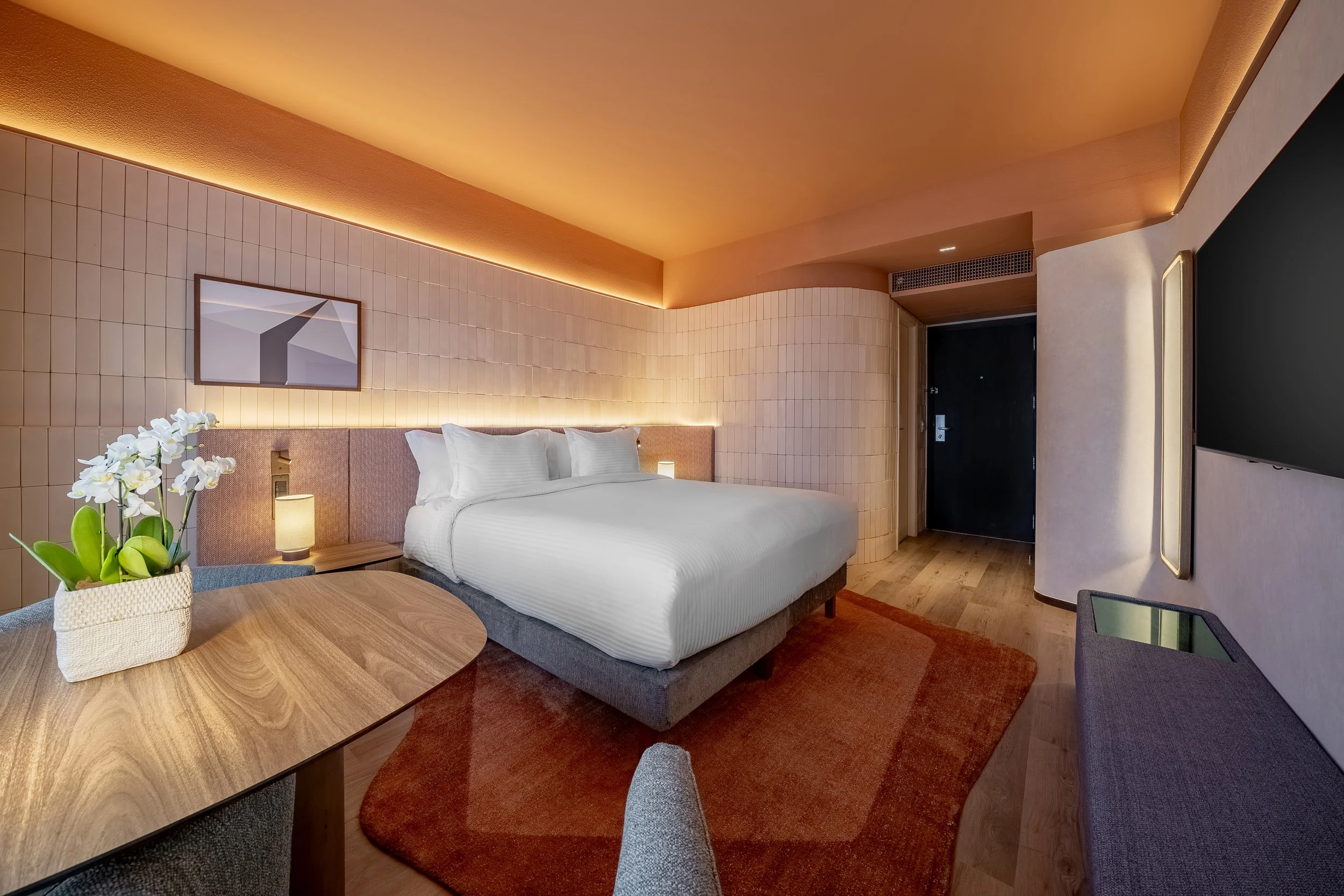 ACCOR_TBF7124.jpg