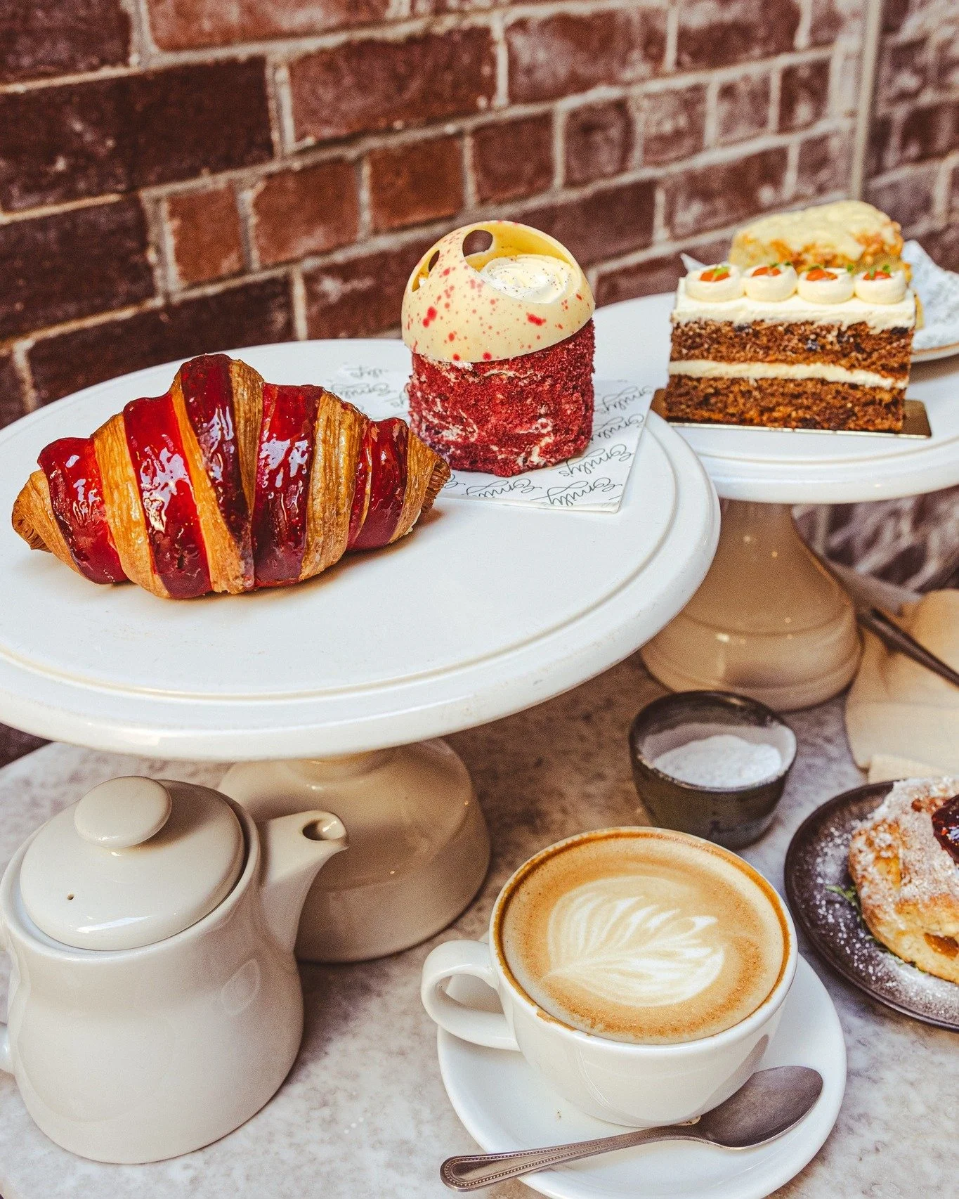 Midweek plans? Sorted.
Pop into Emily&rsquo;s for a buttery croissant and your favourite coffee, the perfect midweek pick me up.
Serving from 8am 💛

#emilysbrunch #morpethfood #brunchtime #morpethcafe #ptmymorpeth