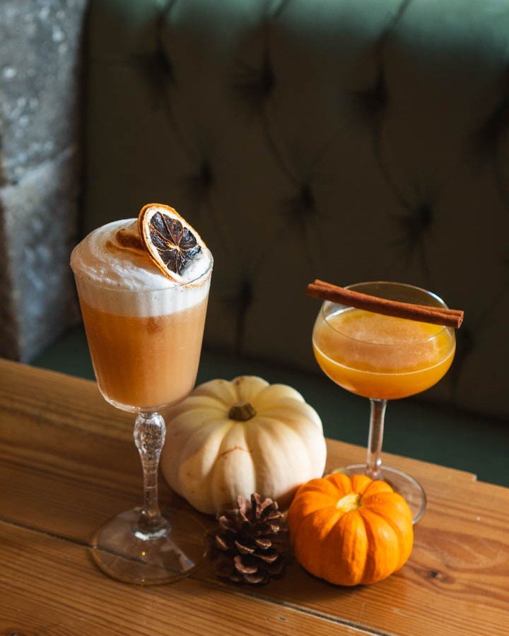 Bonfire Night plans? Sorted.
Warm up with our autumn cocktails... think smoky, spiced and just the right amount of sweet ✨
Perfect for toasting the night away 🔥

#bonfirenight #autumncocktails #morpethdrinks #cosynights