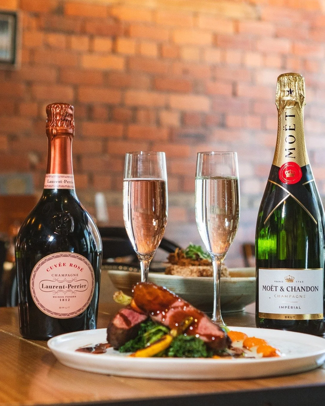 It's almost Valentine's Day ❤️

A proper date night calls for good drinks and good food with that special someone.

Join us this weekend and make a night to remeber.
Book via link in bio 🔗