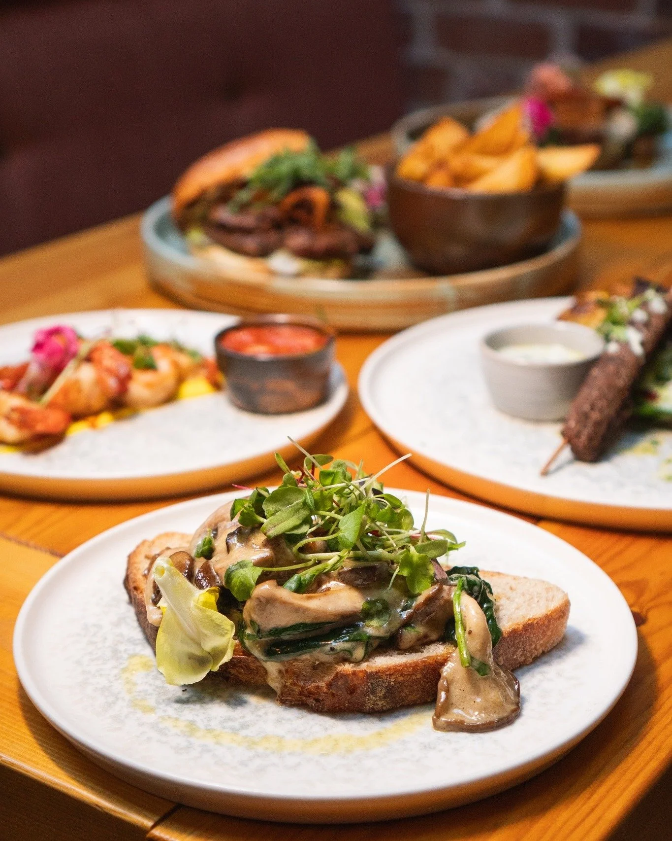 Lunch plans. Sorted. 🍽️

Our main menu is served Monday to Saturday, 12 to 9pm. 

Starters include Wild Foraged Mushrooms (v).
Toasted Emily's sourdough, wild mushrooms, garlic white wine cream and truffle oil. 

Book your table via link in bio 🔗

