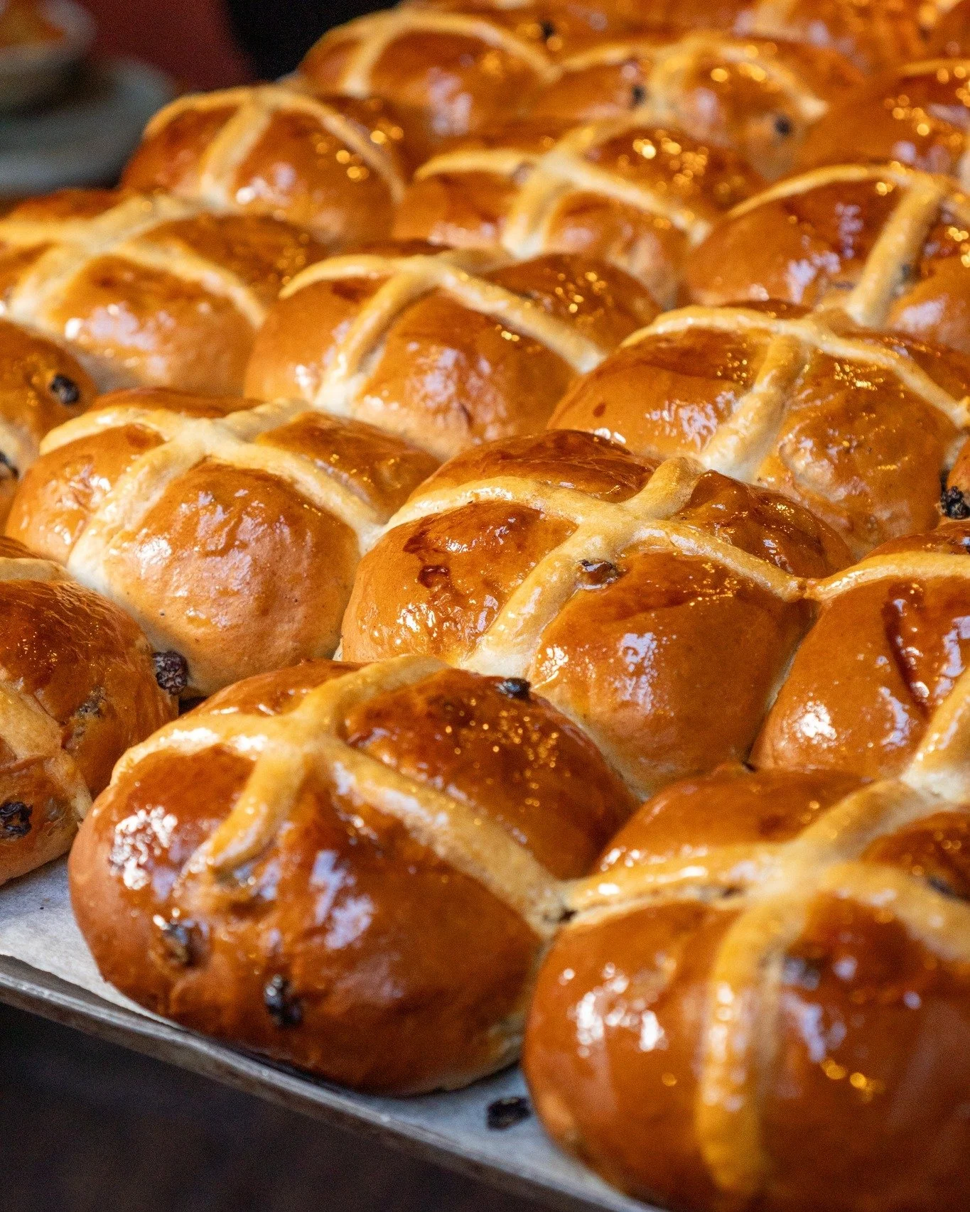 Easter weekend pending... 

Hot cross buns are a must 😋

Freshly baked and ready to collect from Emily&rsquo;s all week 🤌🏻

#easter #hotcrossbuns #morpeth #morpethfood #northumberlandfood