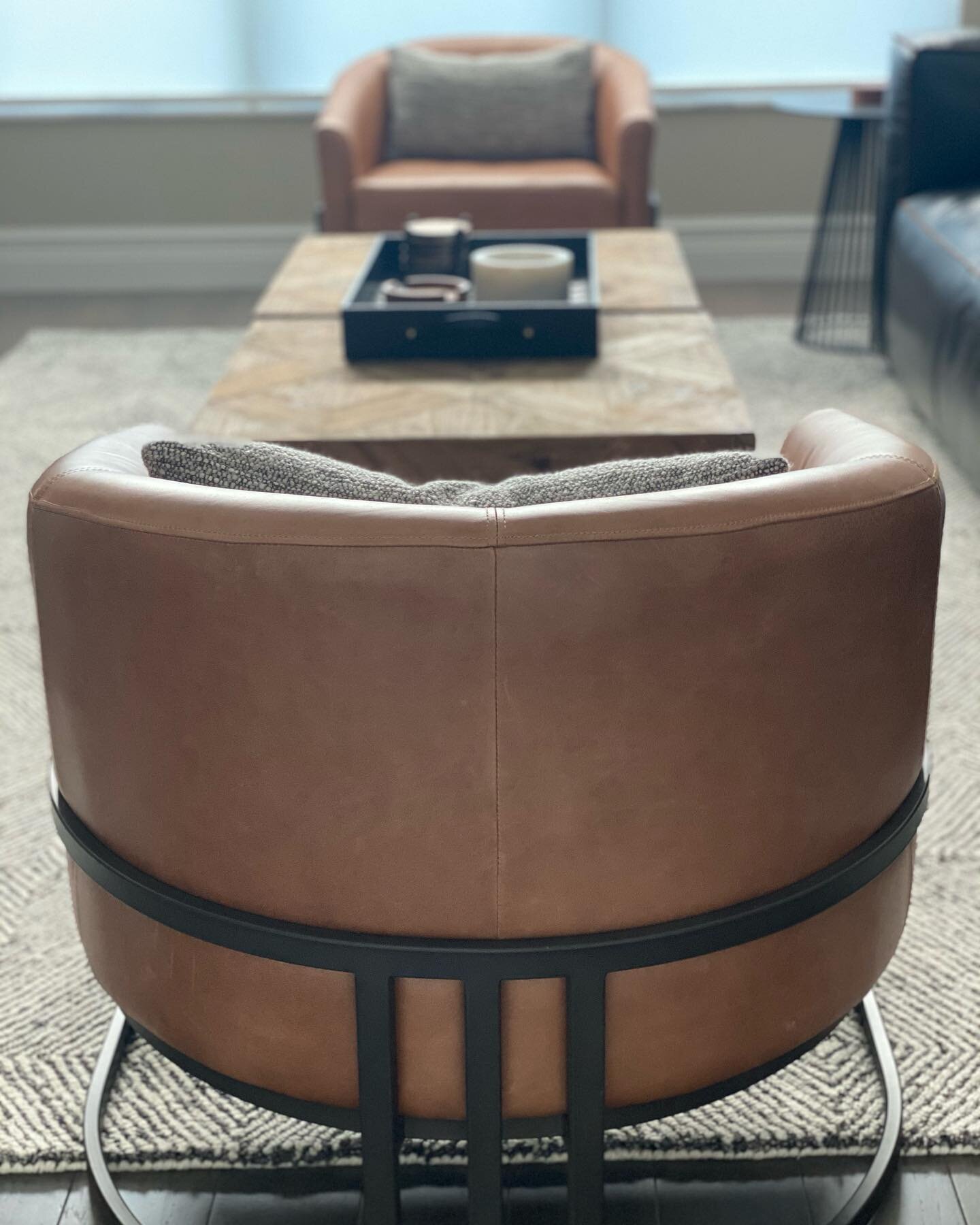 Scenes from my clients office. 
#mancave #officedecor #casualstyle #chair #workfromhome #leatherchair #accentchair #interiordesign