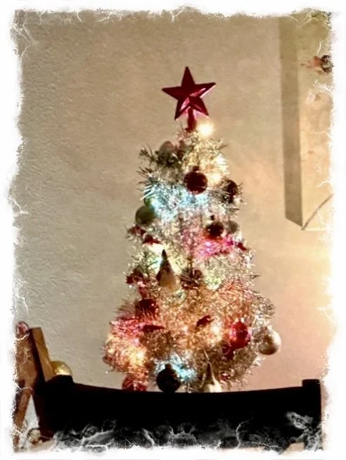 Childhood aluminum tinsel Tree