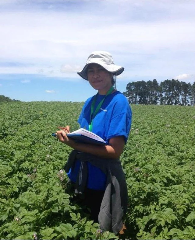 &quot;During a typical university week I would have an 8am class then stay university until 6pm, go home, have dinner, then study again until 12am. On top of this I had two part time jobs as well as my hobbies. It was definitely a challenge to organi