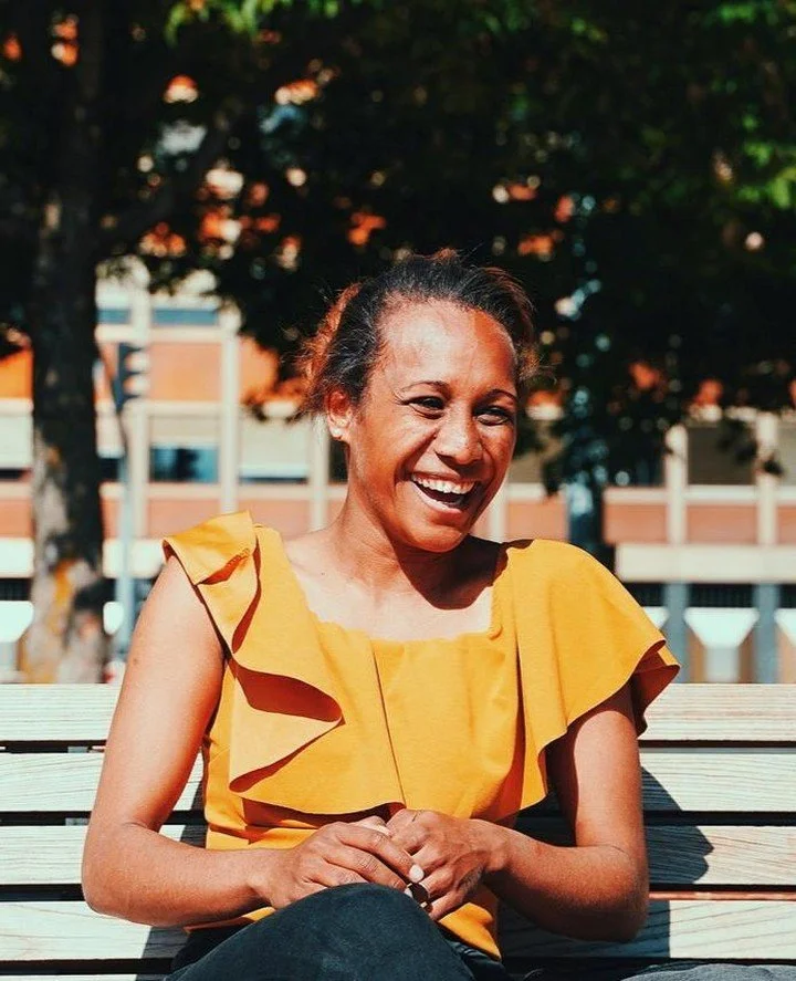 1) &quot;Moving has impacted my life in so many ways, first of all, I would say that it changed a lot to not have my family around or even an uncle or an auntie, I mean physically! So weird!﻿
﻿
In New-Cal (in the Pacific in general) we live altogethe