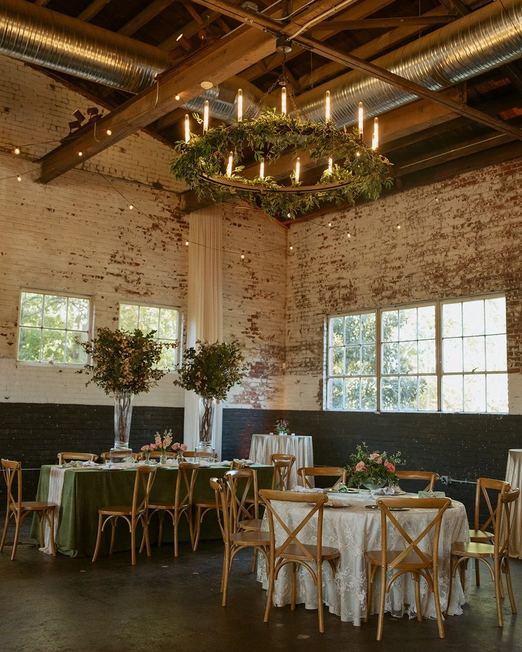 The beauty of a wedding day lives in the details&mdash;some small enough to fit in your hand, others grand enough to stop you in your tracks. 🌸 Scroll to the end to see our largest floral installation yet&mdash;it was nothing short of breathtaking. 