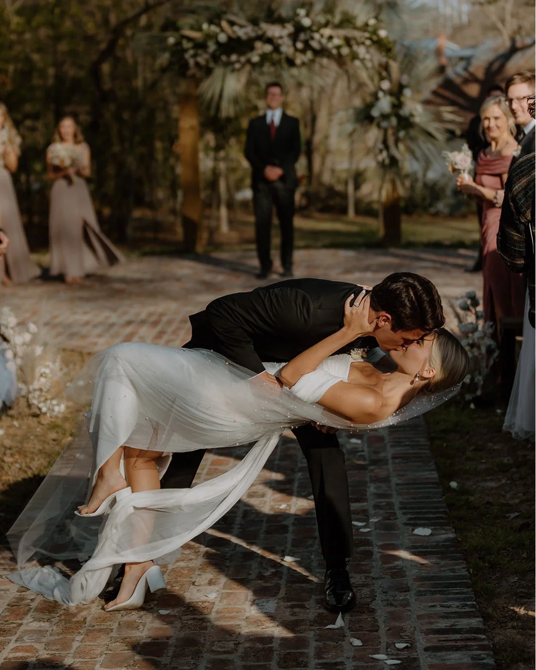 A beautiful day, thoughtfully lived.

Surrounded by the people who matter most, Erin and Sumner moved through the day in a place filled with character, history, and meaning. Within walls that have welcomed celebrations for generations. We remember th