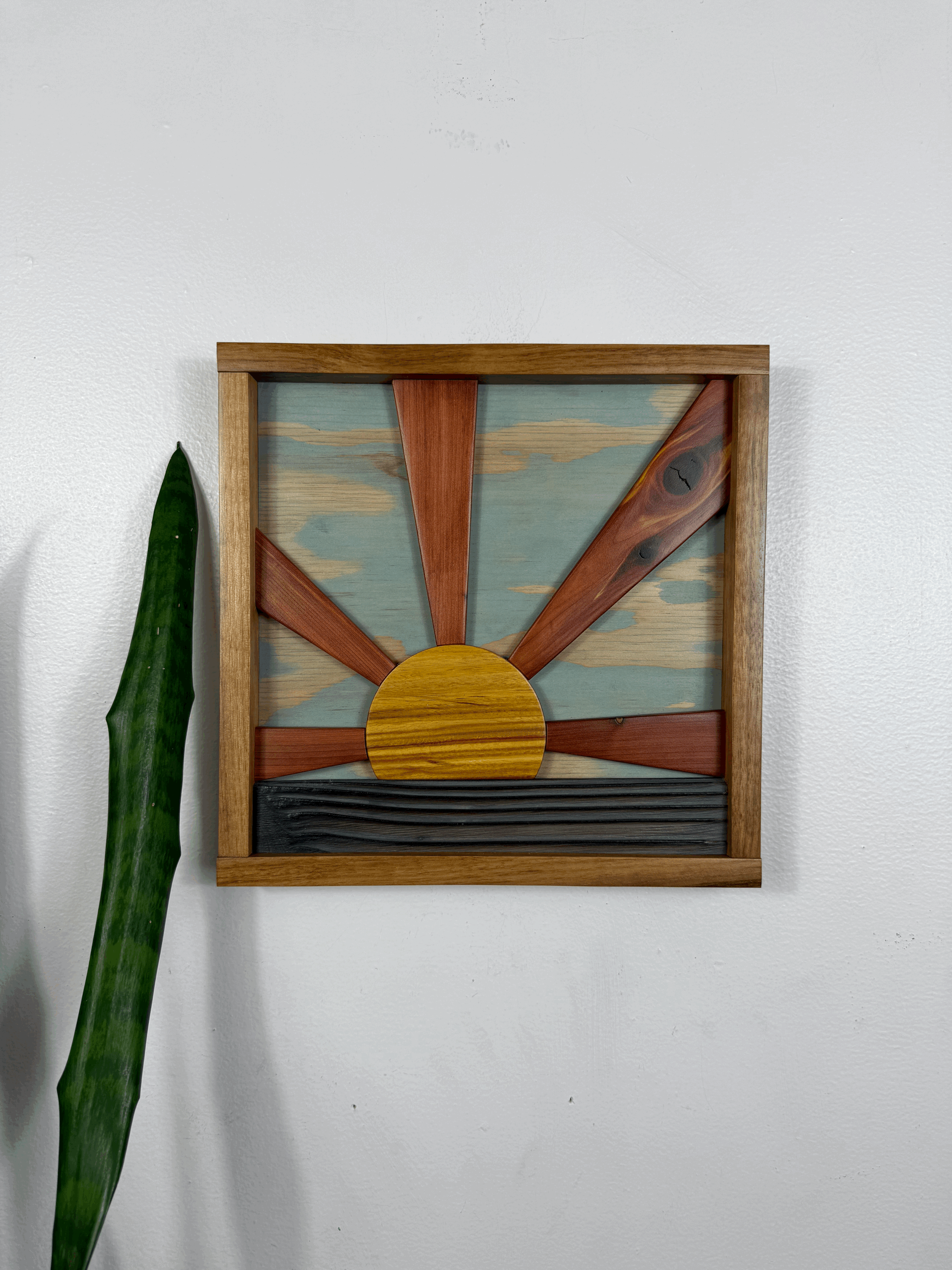 Little Exotic Wood Sun