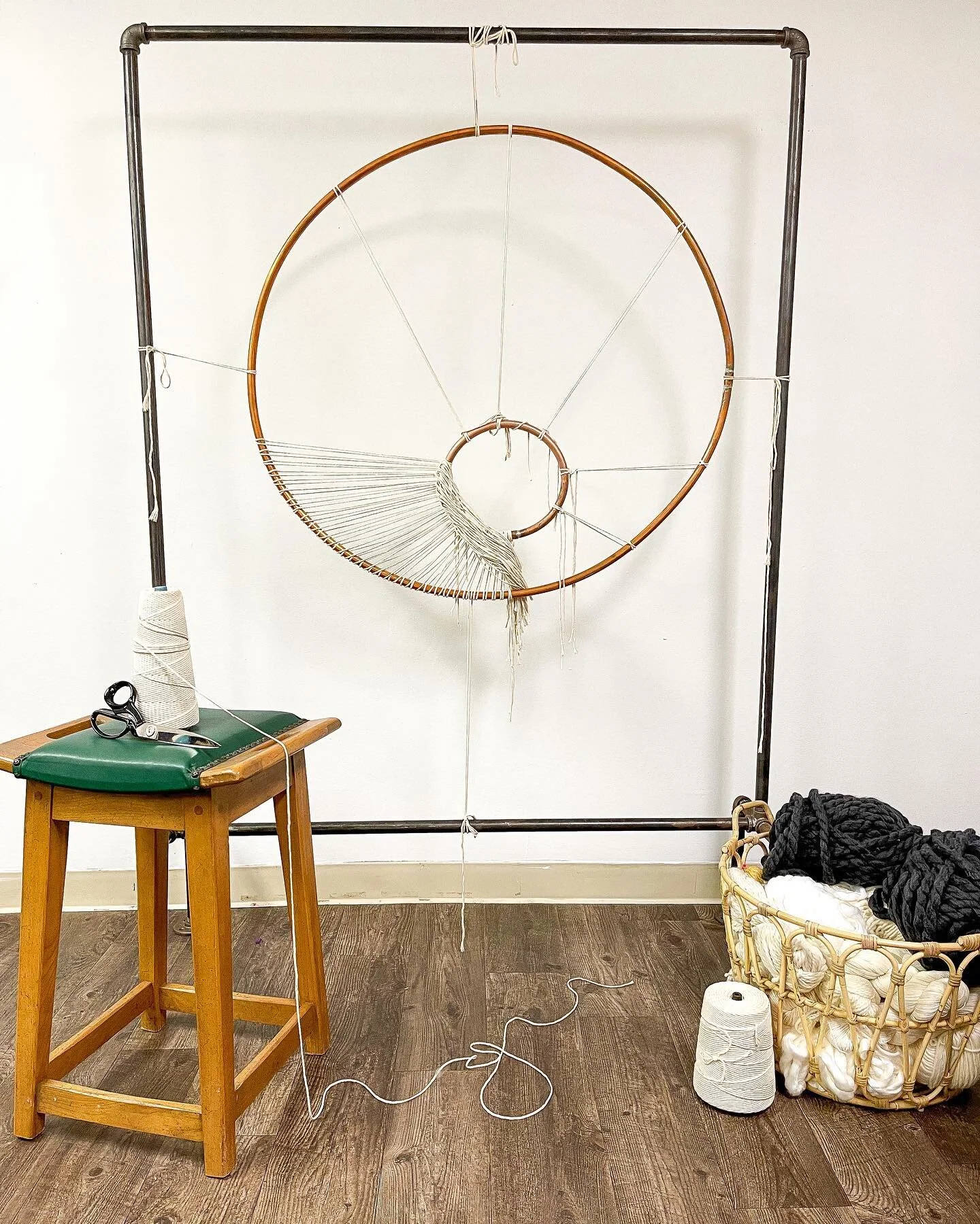 Sorry for my I infrequent posting lately! I have been working on a lot of exciting projects. But most of them have gone out for private collections and were done in a rush. I promise to post more soon! 

Have a great weekend!💖
-
-
-
-
-
-
-
-
-
-
-
