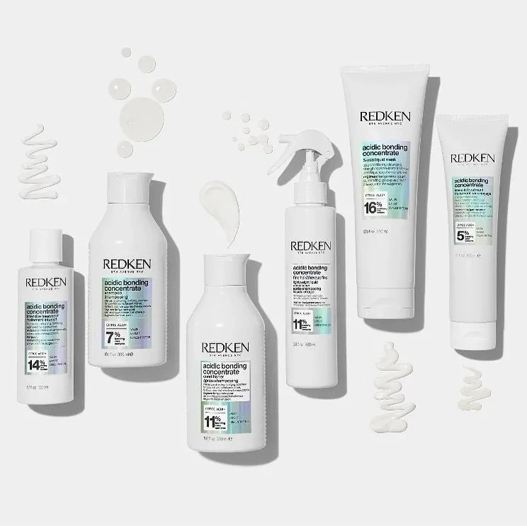 We LOVE 💕 the Redken ABC line for its amazing qualities ! Using the entire system of this sulfate-free line provides 56% less breakage, 82% less visible split ends and 11xs smoother hair. Great for all hair types including colored and our textured g