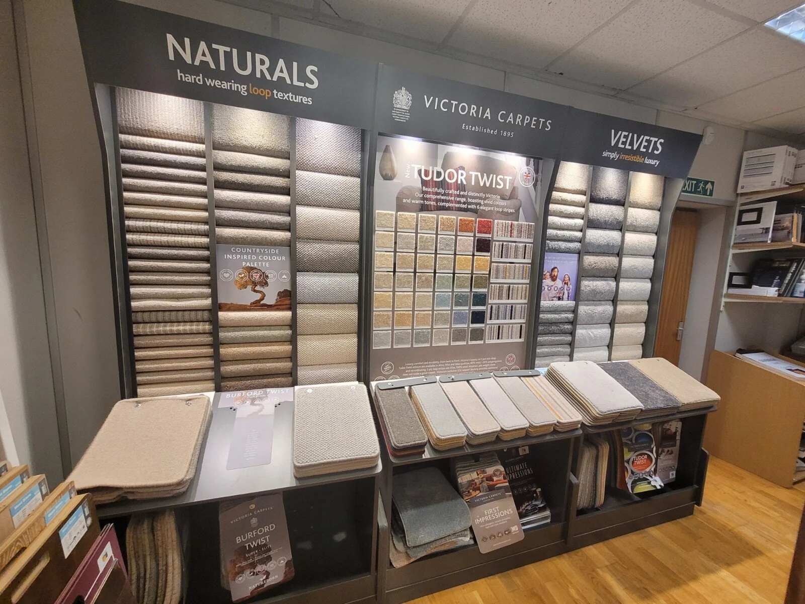 showroom 1.jpg