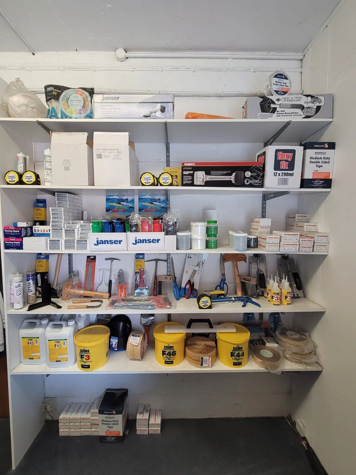 showroom 2 (1).jpg
