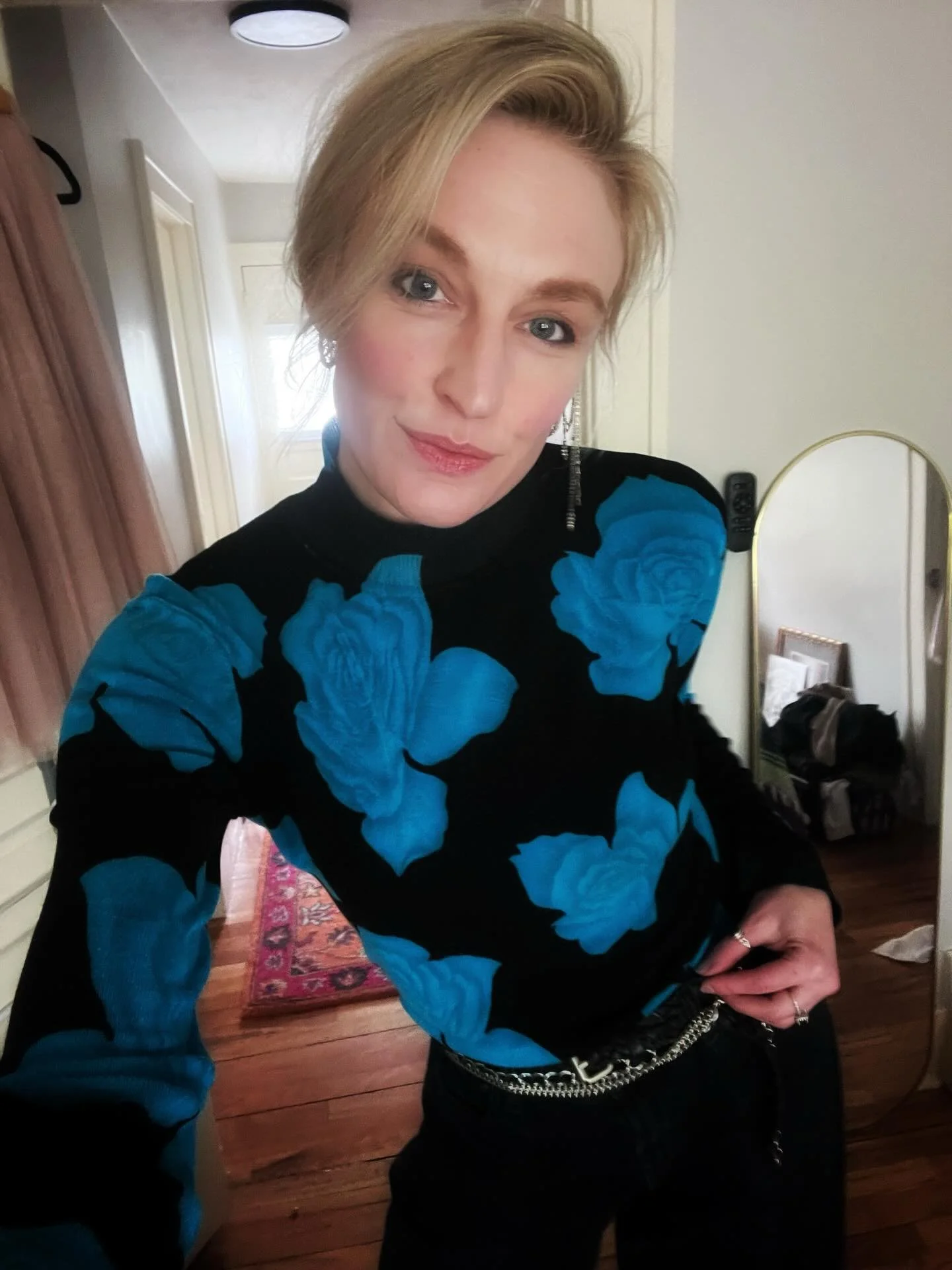 Have you microdosed your whimsy lately? 

I consider it my favorite pastime 🤍🌹🧝🏻&zwj;♀️