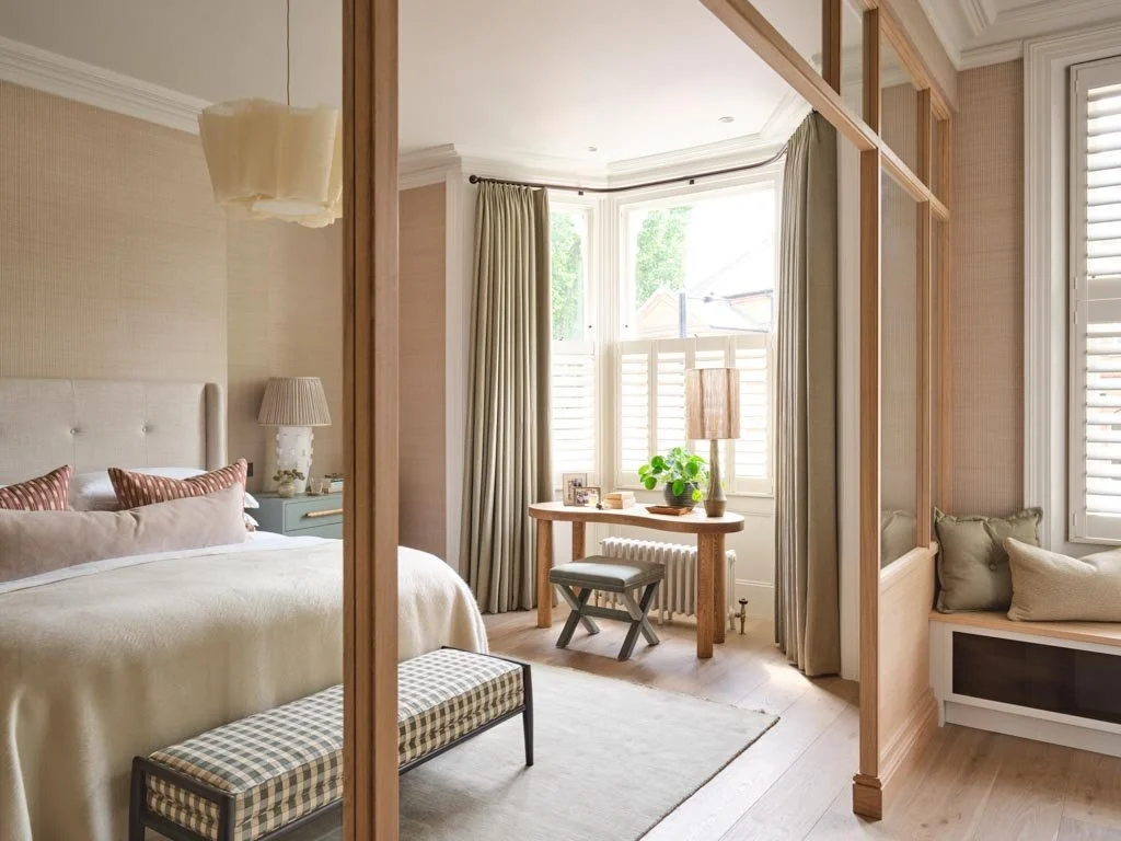 Contemporary bedroom design in luxury London residence