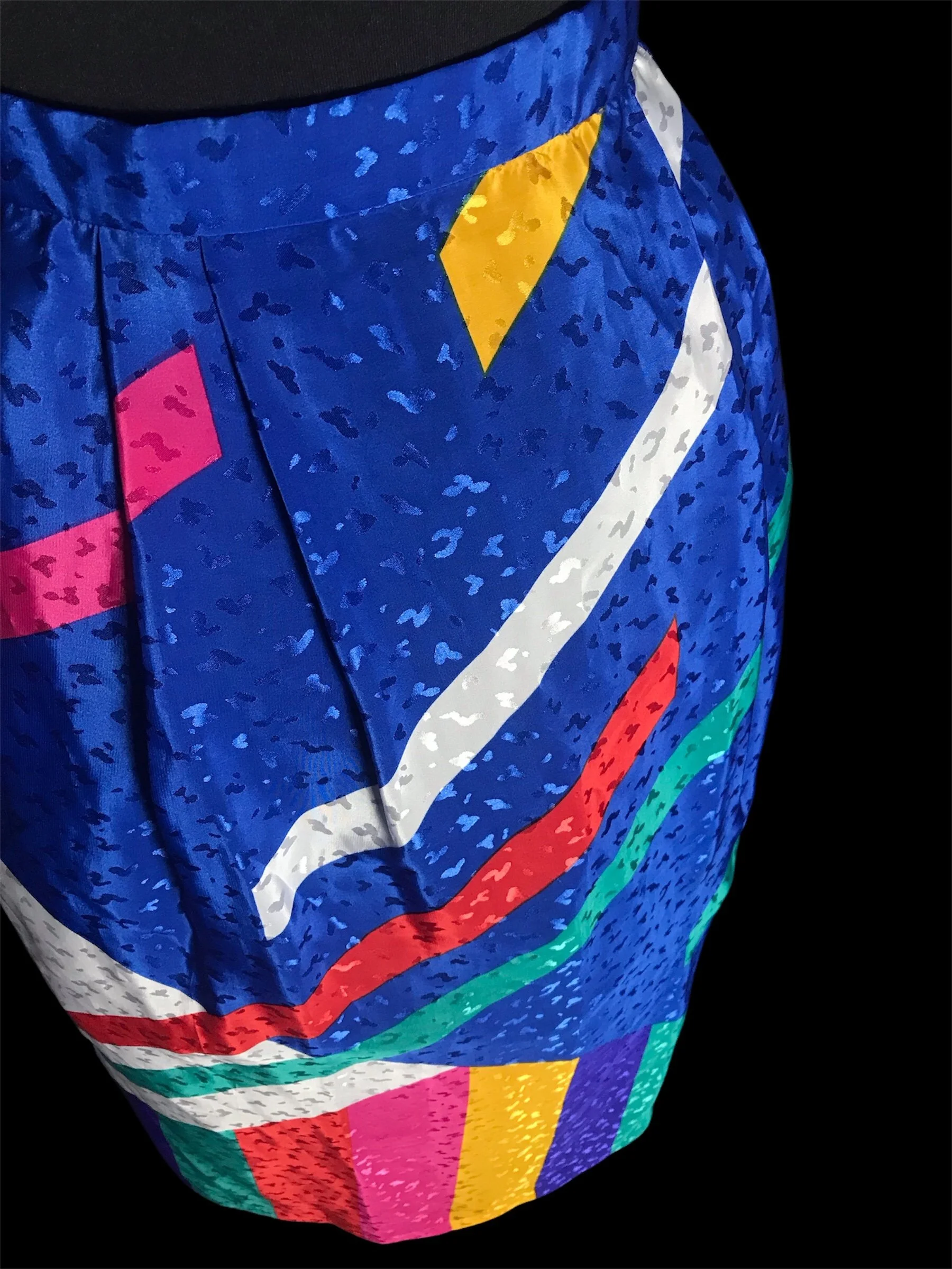 Colourblock & Geometric Midi Skirt 💙💖