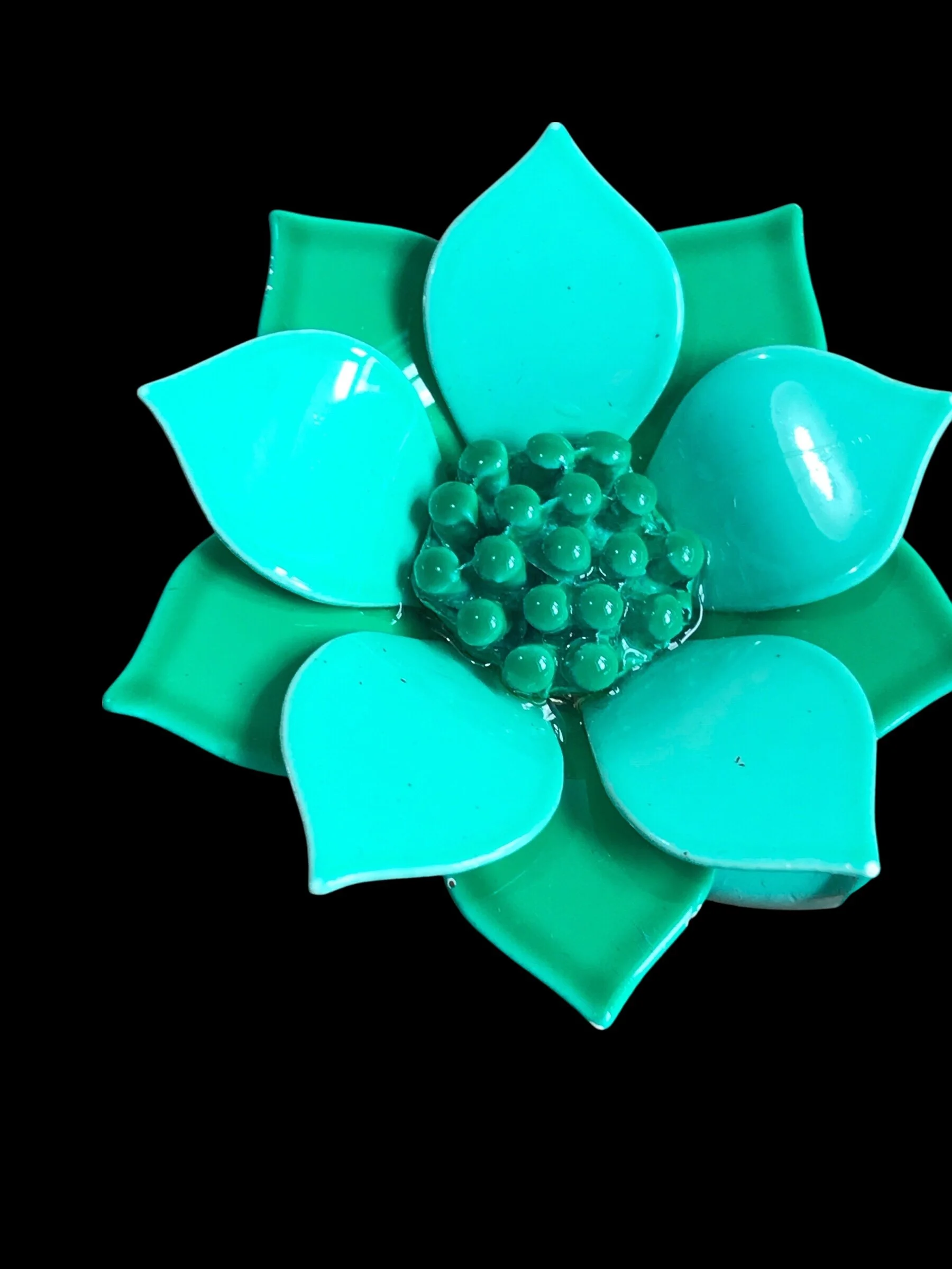1950s Green Enamel Flower Brooch 💚