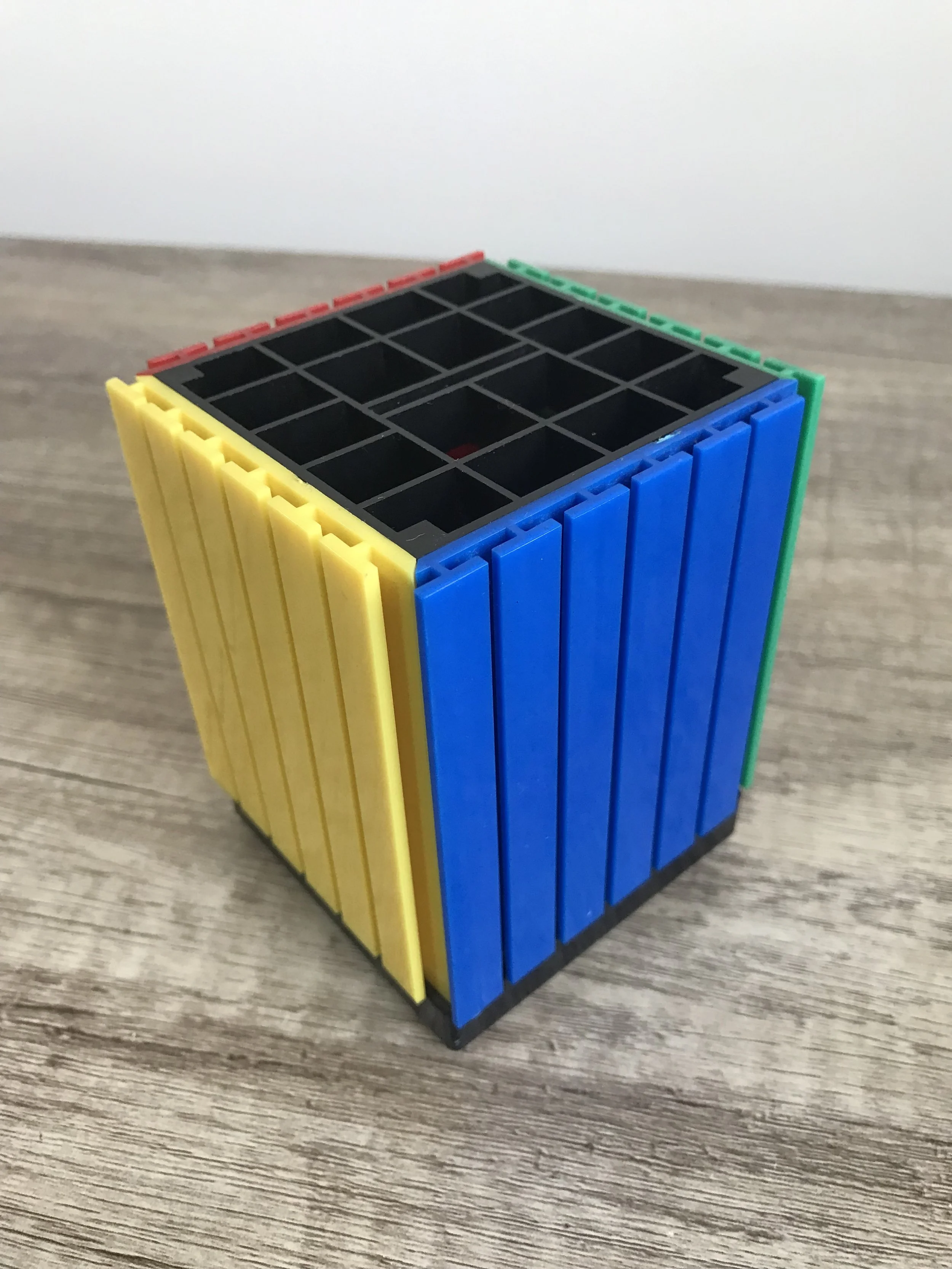 1990 Alvin Lee Primary Colours Pen holder ❤️💛💙💚