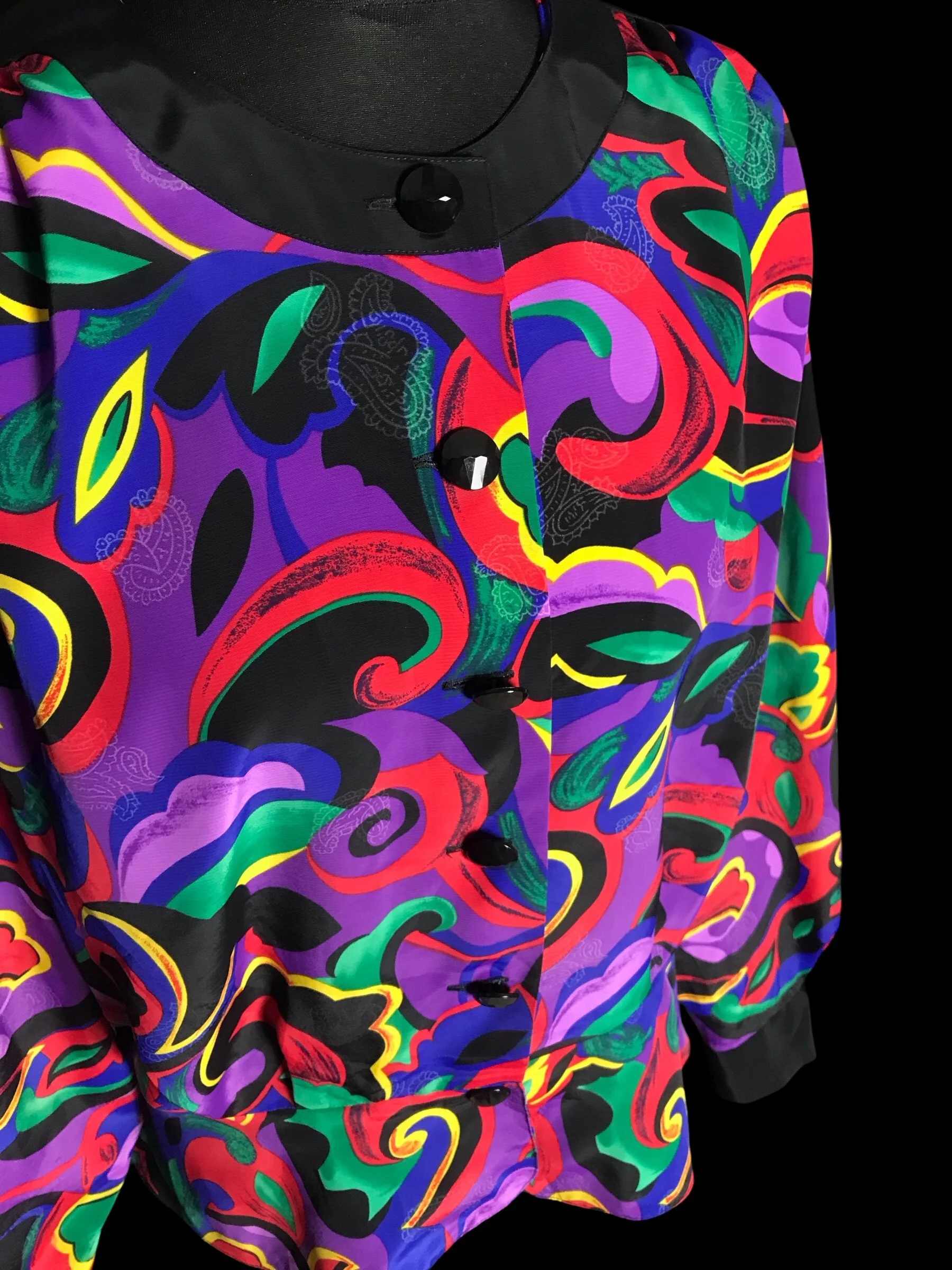 Rainbow Abstract Swirl Top 🌈