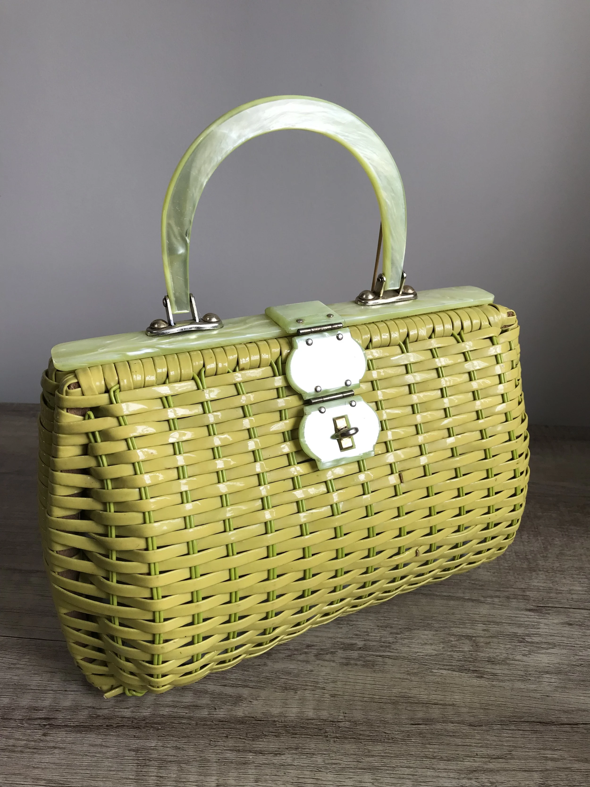 Chartreuse Wicker handbag with lucite handle