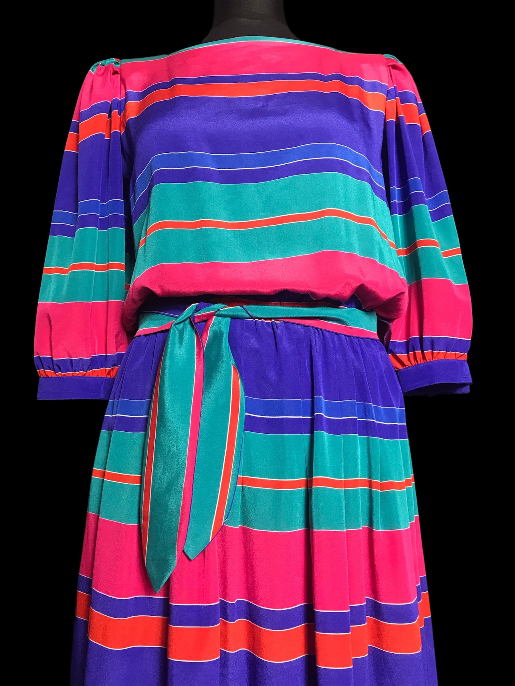 Liz Claiborne Striped Midi Dress with matching belt 💖